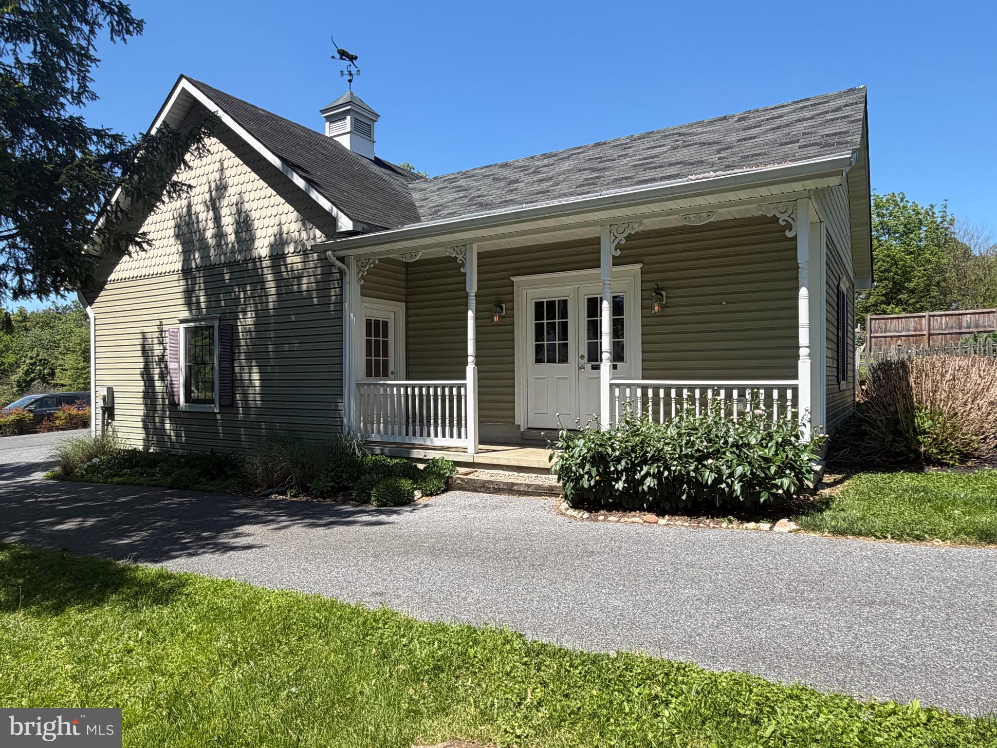 MIDDLETOWN - Residential