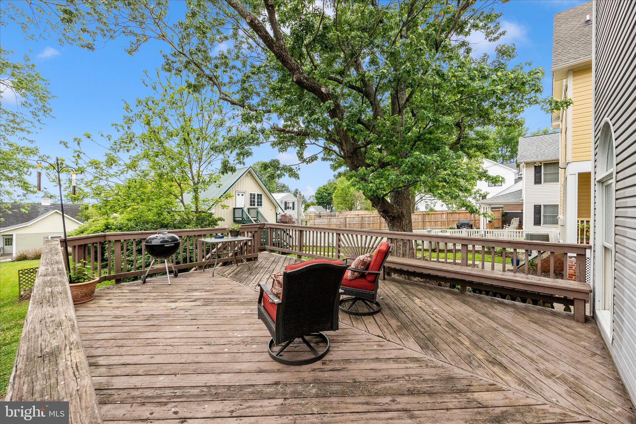 MIDDLETOWN - Residential