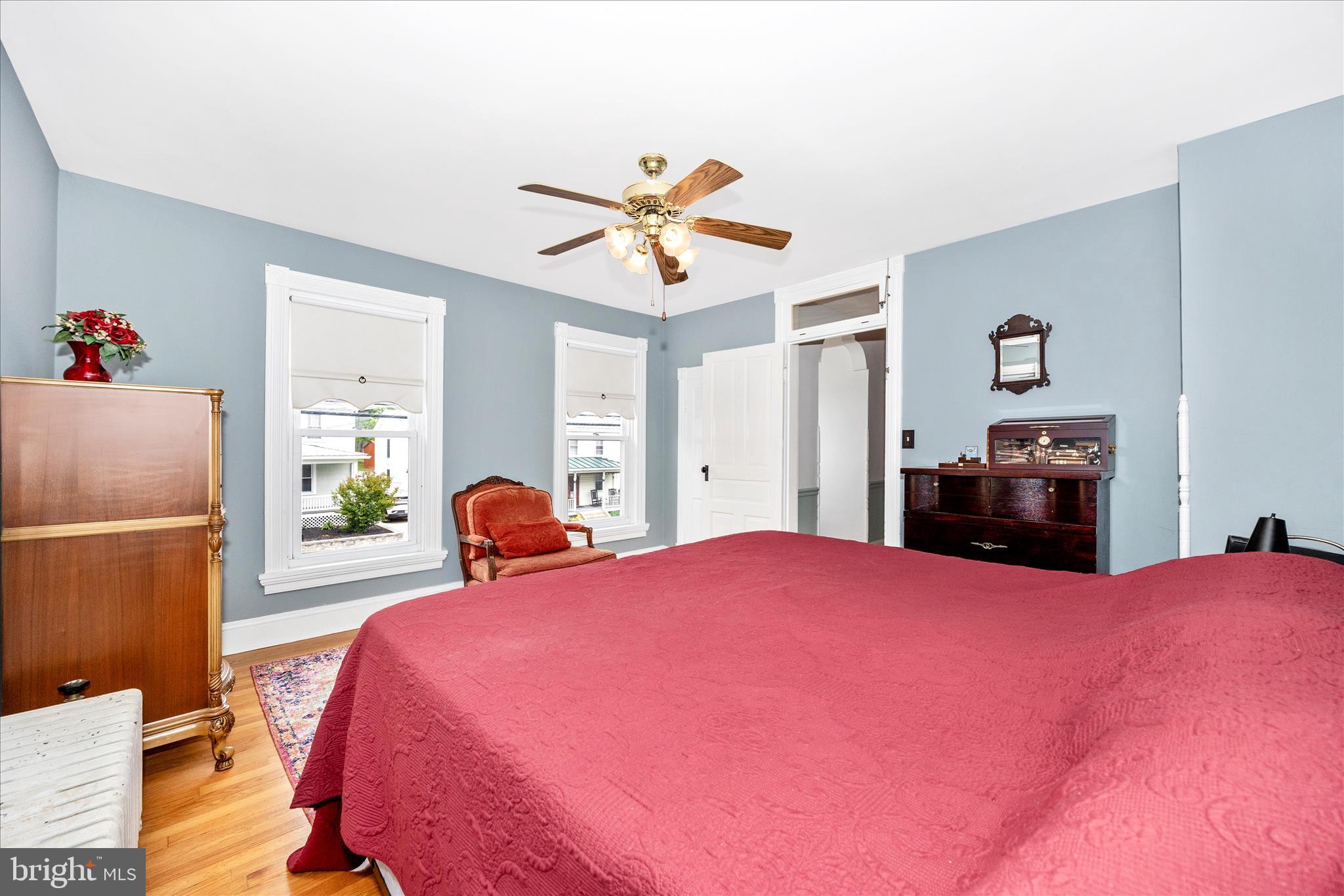 MIDDLETOWN - Residential