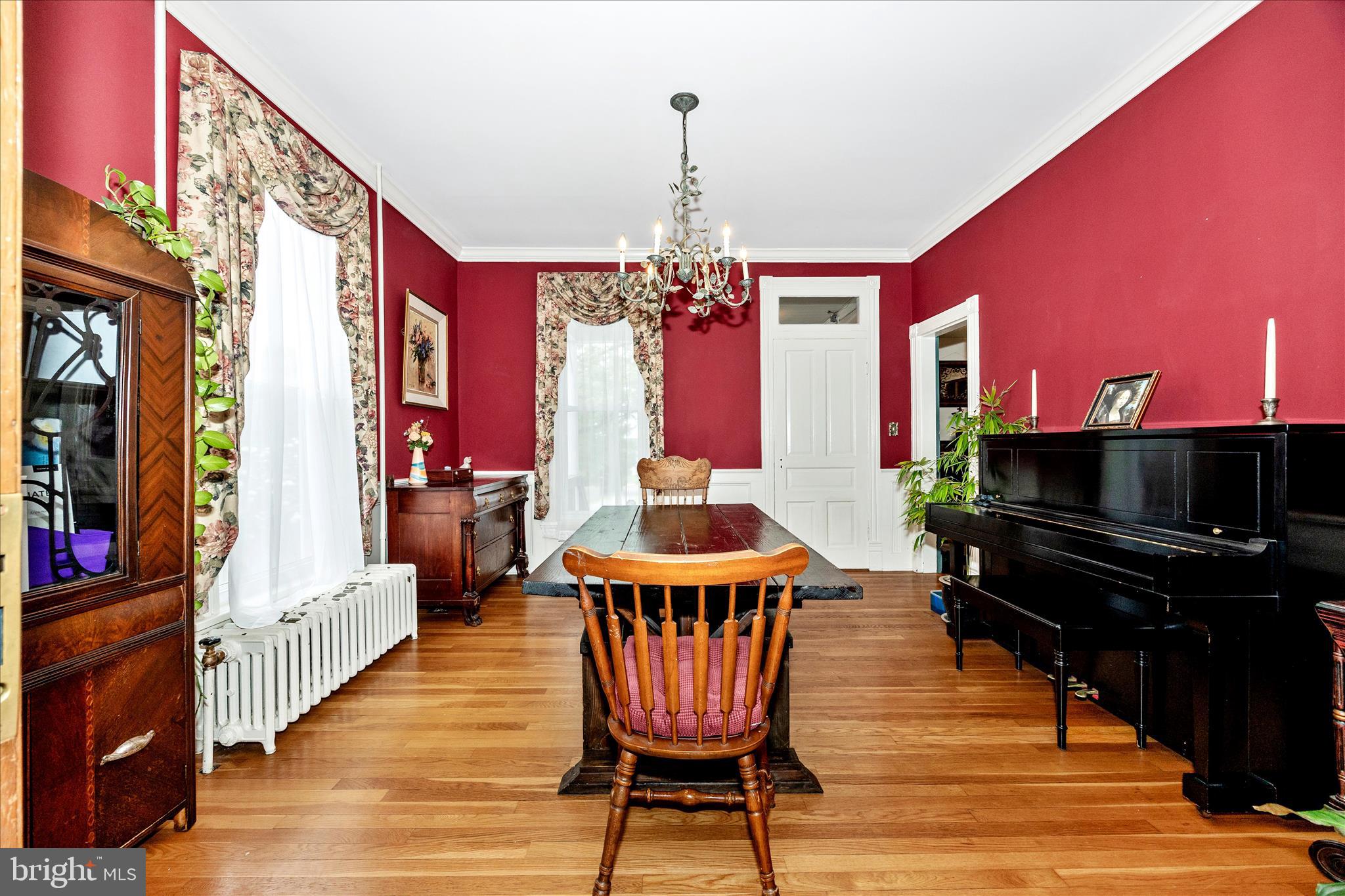 MIDDLETOWN - Residential