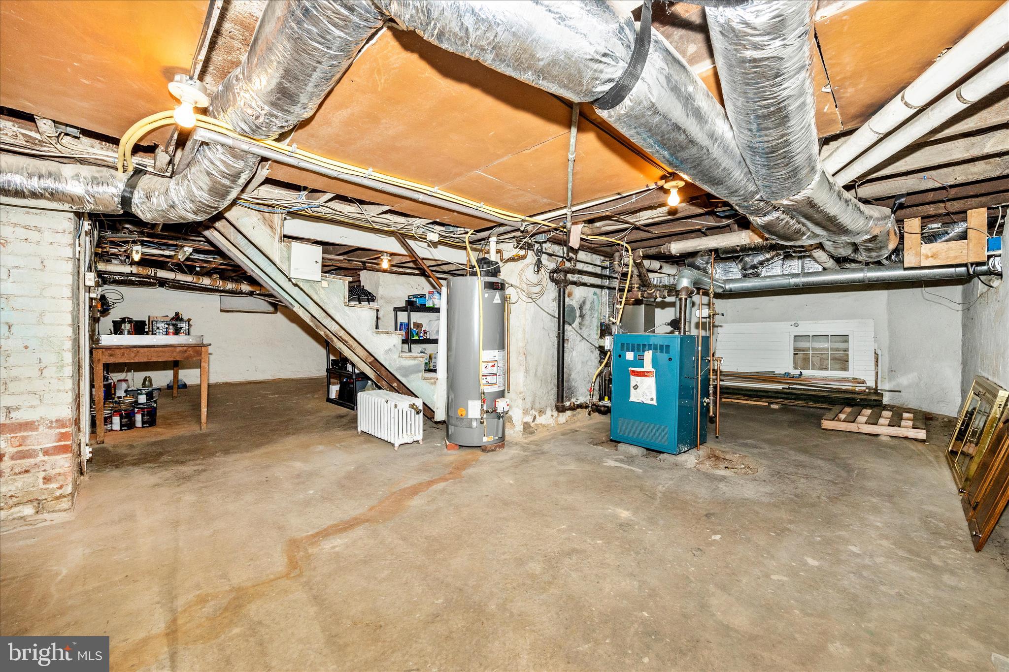 MIDDLETOWN - Residential