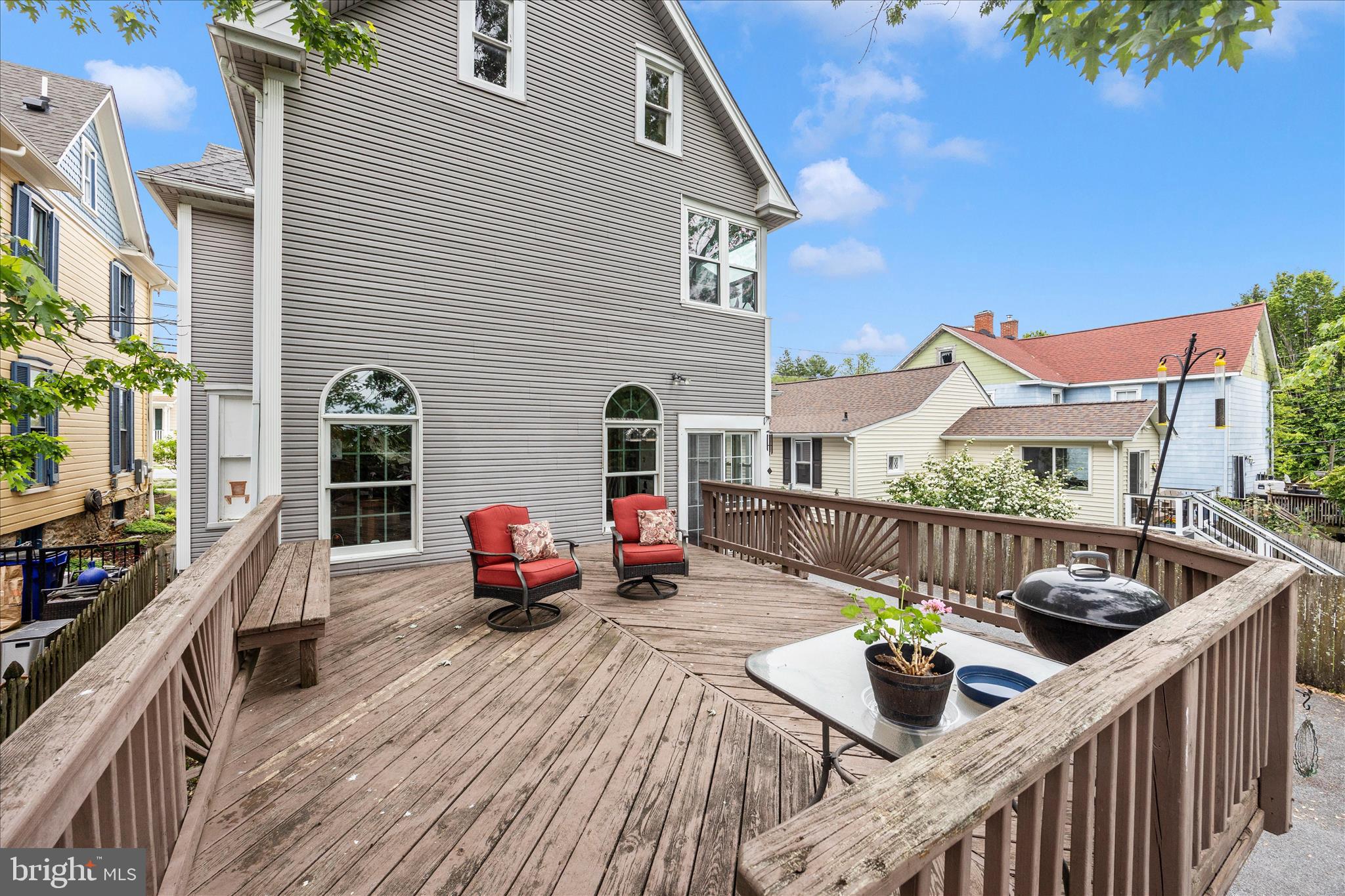 MIDDLETOWN - Residential