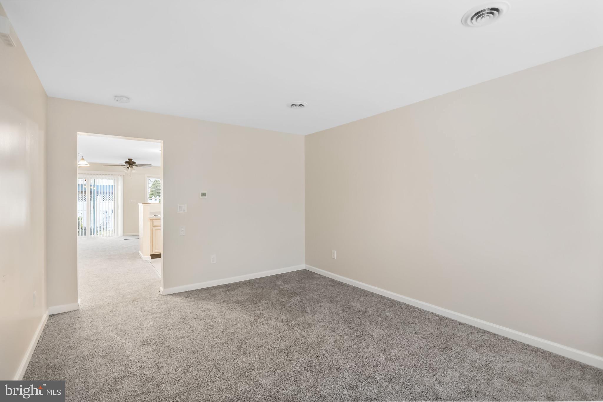 PORT RICHMOND - Residential Lease