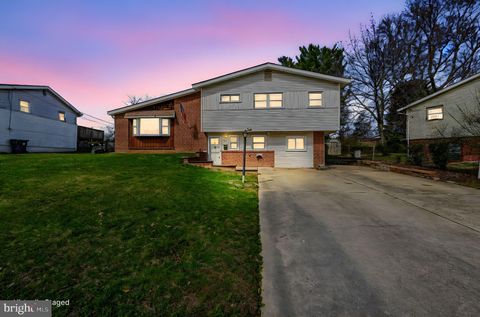 Homes For Sale - 2430 Nicholby Dr<br/> WILMINGTON, DE 19808