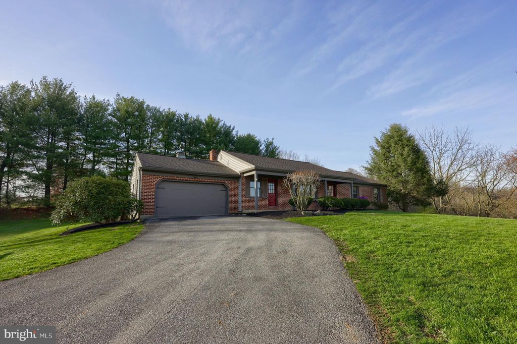 Photo of 2112 Hollinger Road, Lancaster, PA 17602 (MLS # PALA2049420)