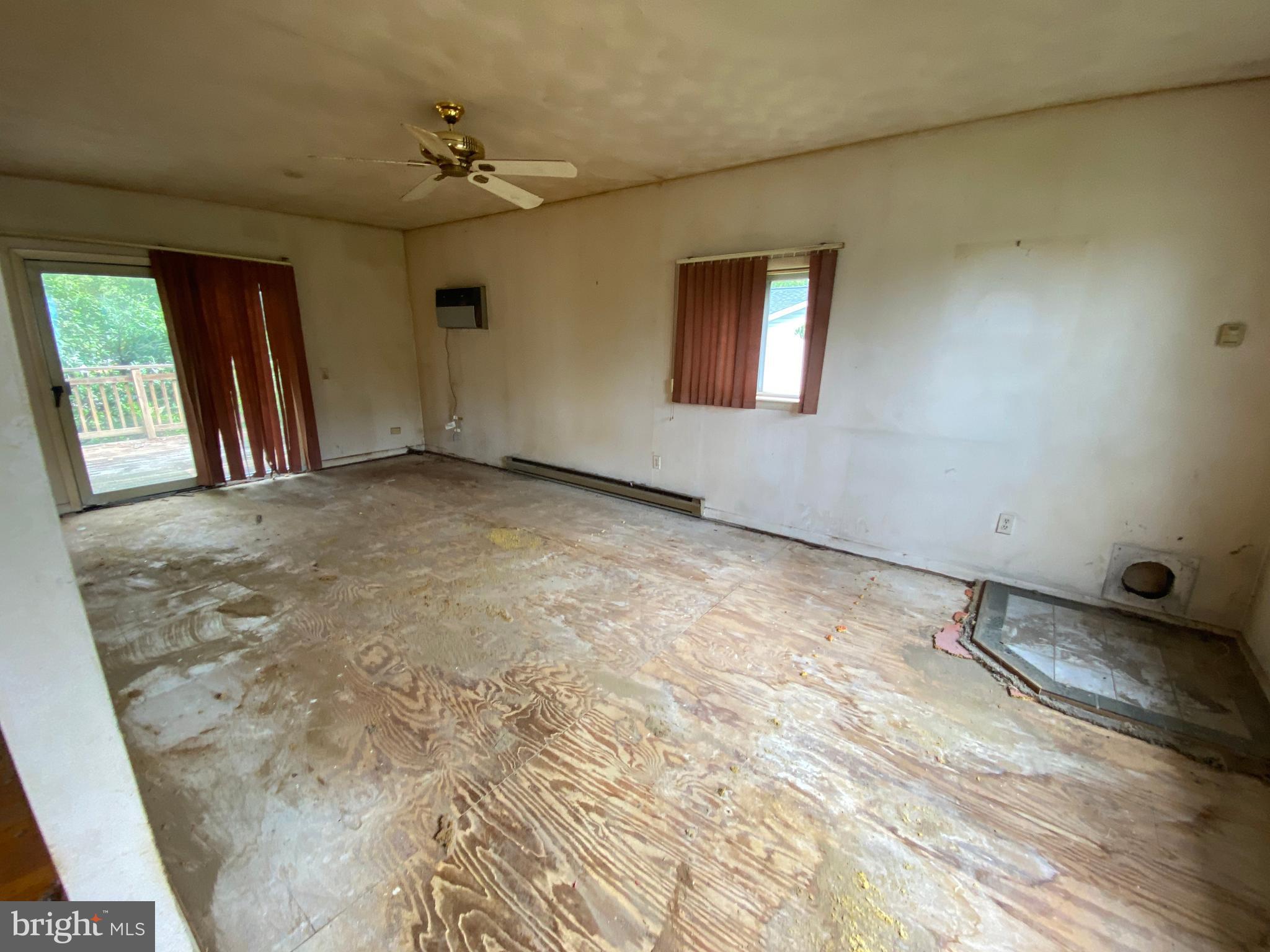 GERARD PLAZA - Residential