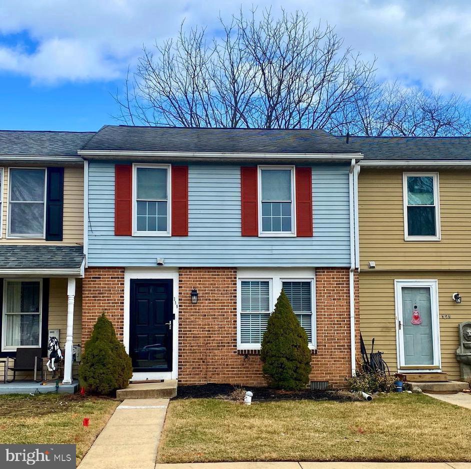 Welcome to this beautifully renovated townhome in Barley Sheaf. This 3-bedroom, 1.5-bath home has been freshly updated with luxury vinyl plank flooring, new powder room, lighting, trim, and paint (2024–2025). The kitchen features a resurfaced design with a new refrigerator, disposal, and faucet, plus access to a large deck—perfect for relaxing or entertaining. Upstairs, you'll find three spacious bedrooms, including a primary suite with two walk-in closets. Community perks include a pool, lawn care, and snow removal, along with two assigned parking spaces. Convenient to schools, shopping, Thorndale train station, and major routes.