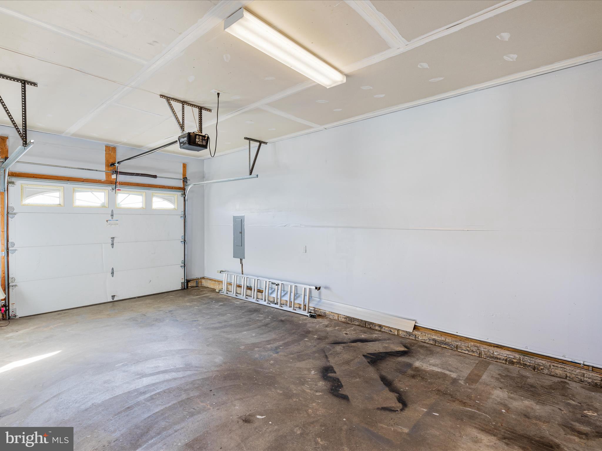 BRIAR RUN - Residential