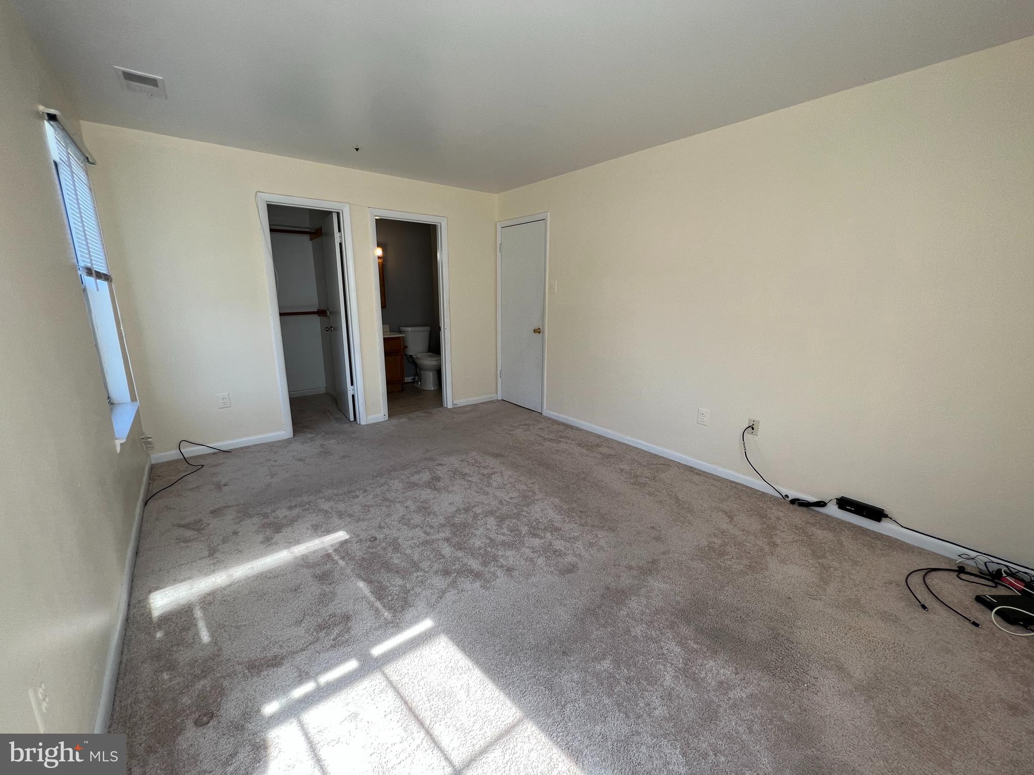 DEVON HILLS CONDO - Residential Lease