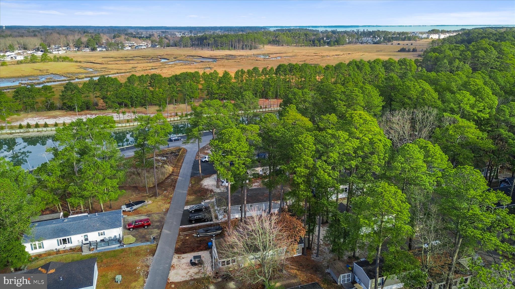 WHITE HOUSE BEACH - Residential