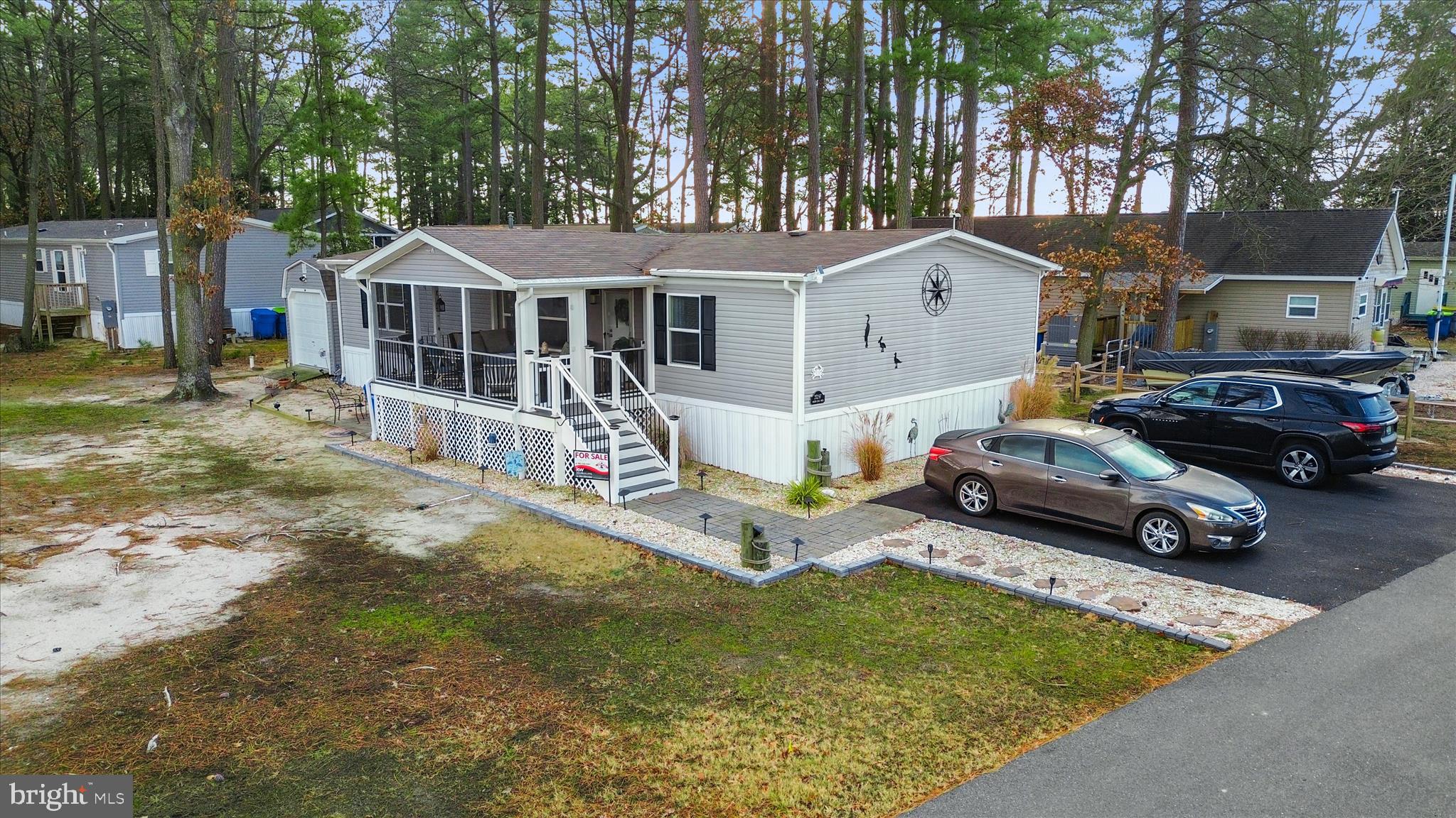 WHITE HOUSE BEACH - Residential