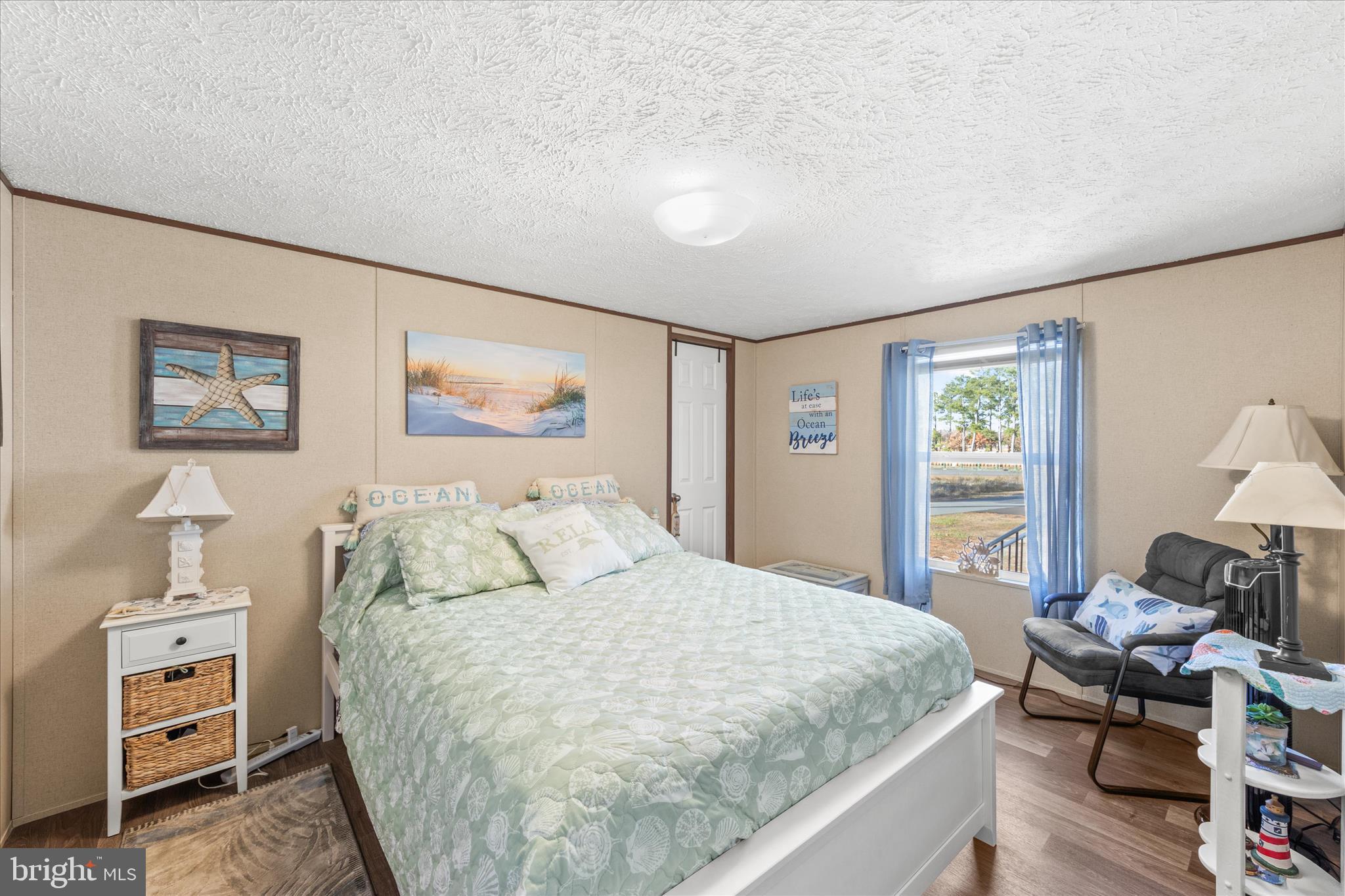 WHITE HOUSE BEACH - Residential