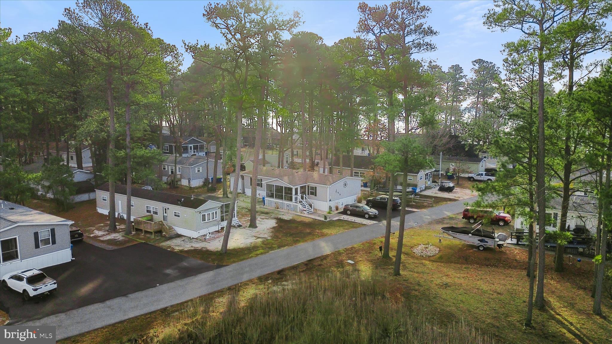 WHITE HOUSE BEACH - Residential