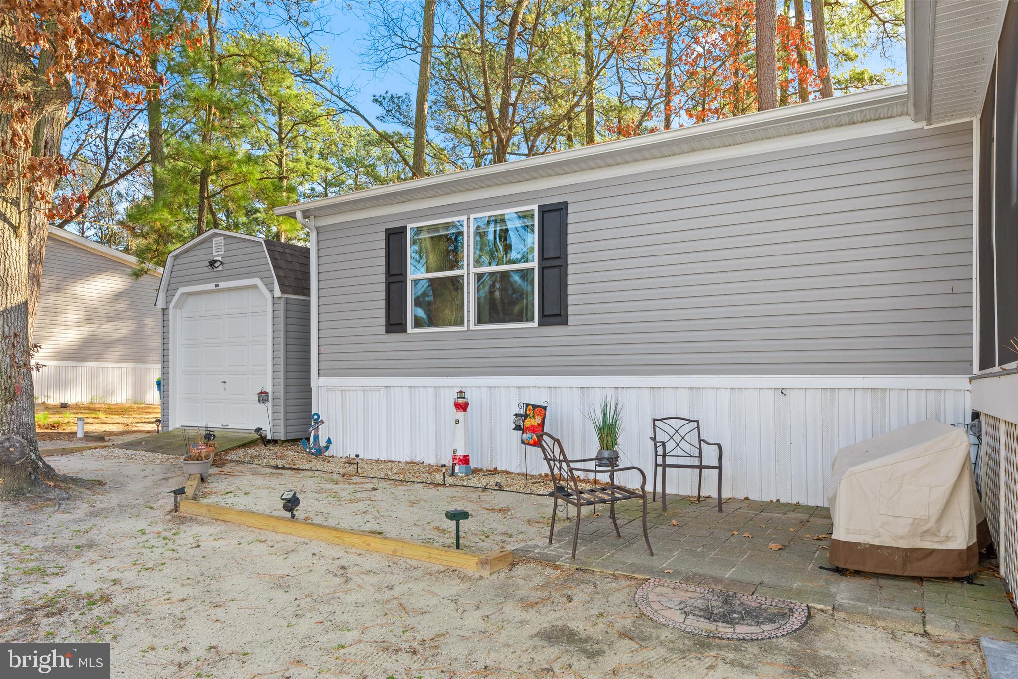 WHITE HOUSE BEACH - Residential