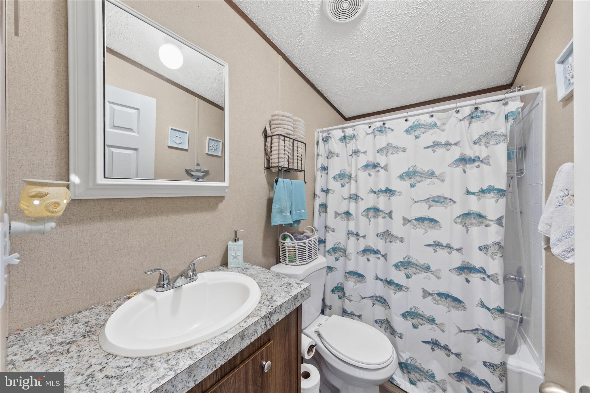 WHITE HOUSE BEACH - Residential