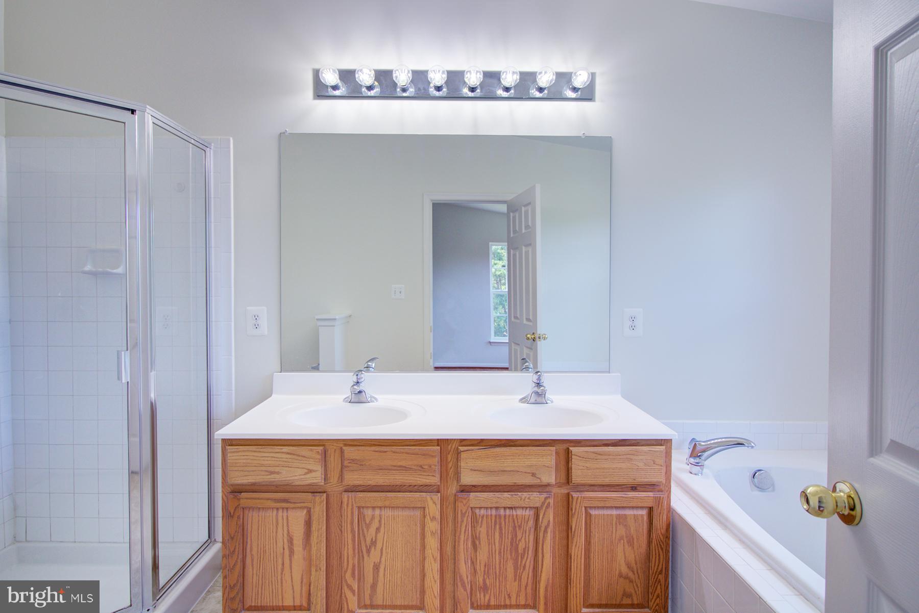 HUPPS RIDGE - Residential