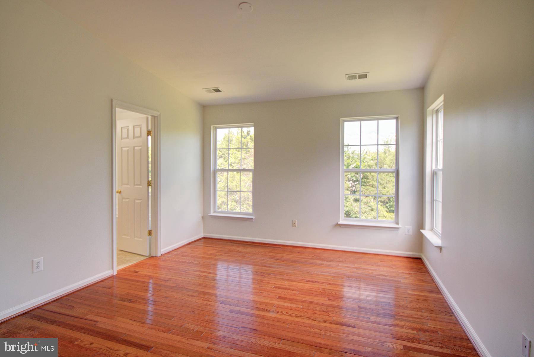 HUPPS RIDGE - Residential