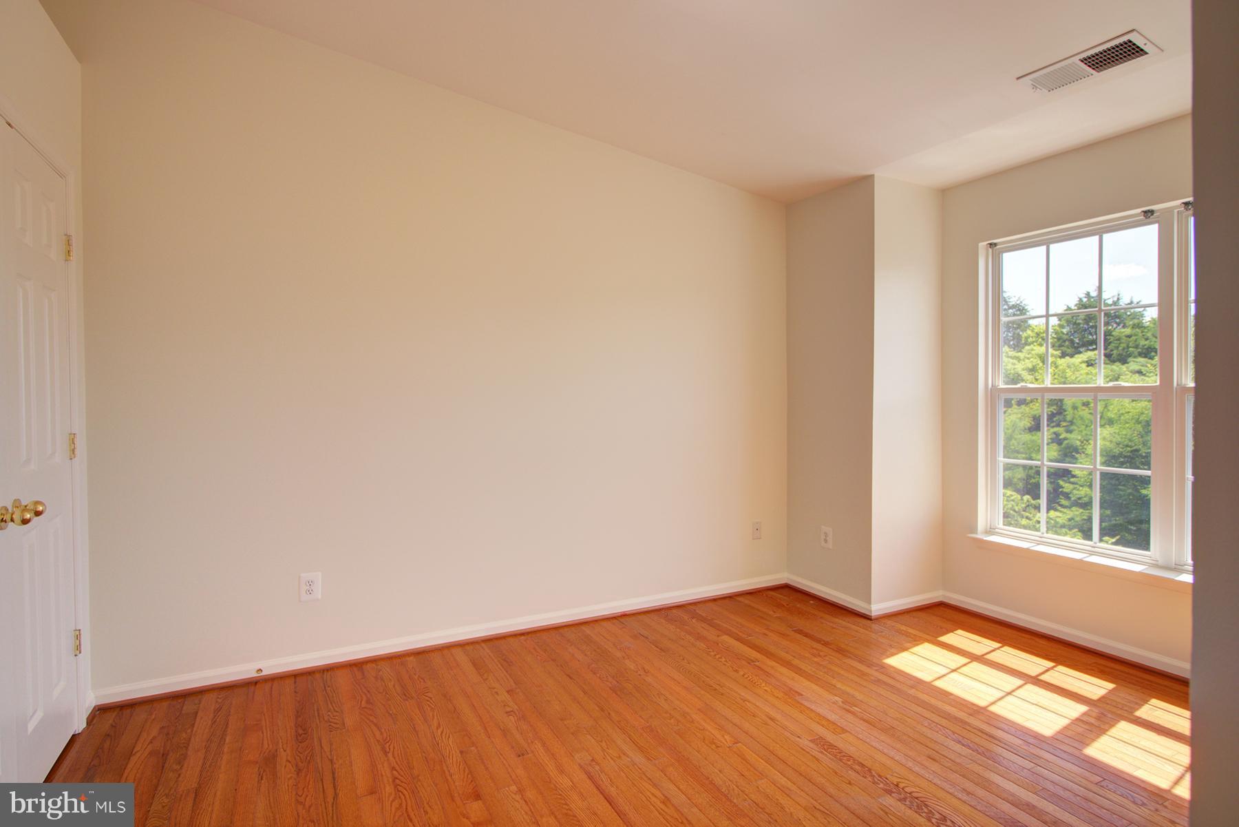 HUPPS RIDGE - Residential