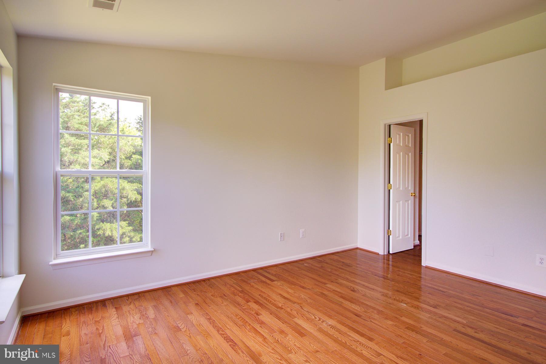 HUPPS RIDGE - Residential