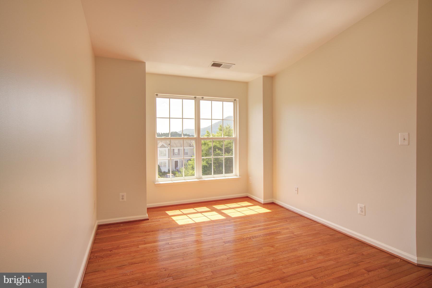 HUPPS RIDGE - Residential