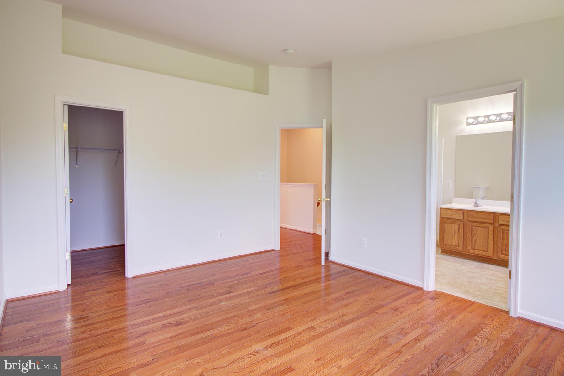 HUPPS RIDGE - Residential