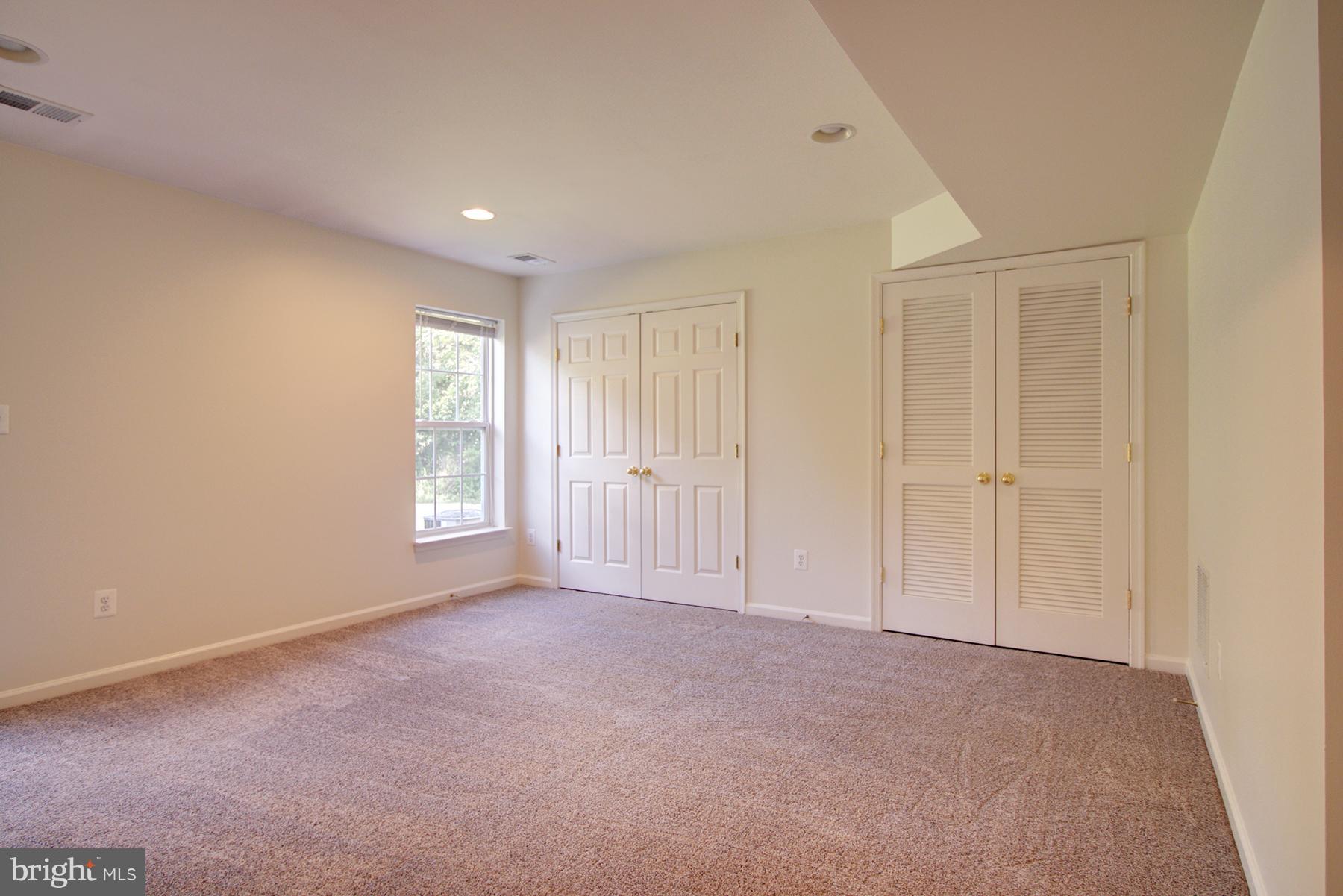 HUPPS RIDGE - Residential