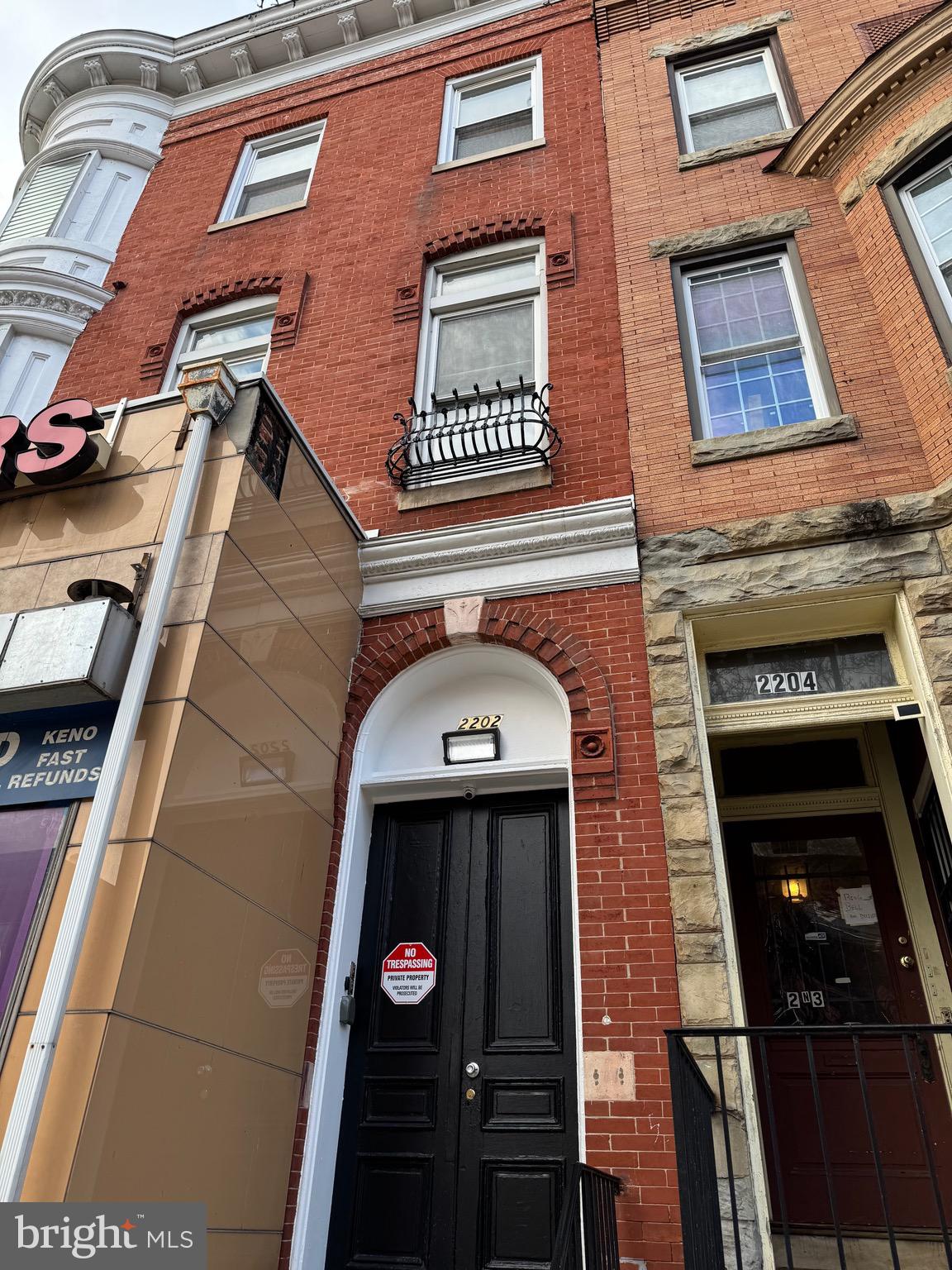 OLD GOUCHER - Residential Lease