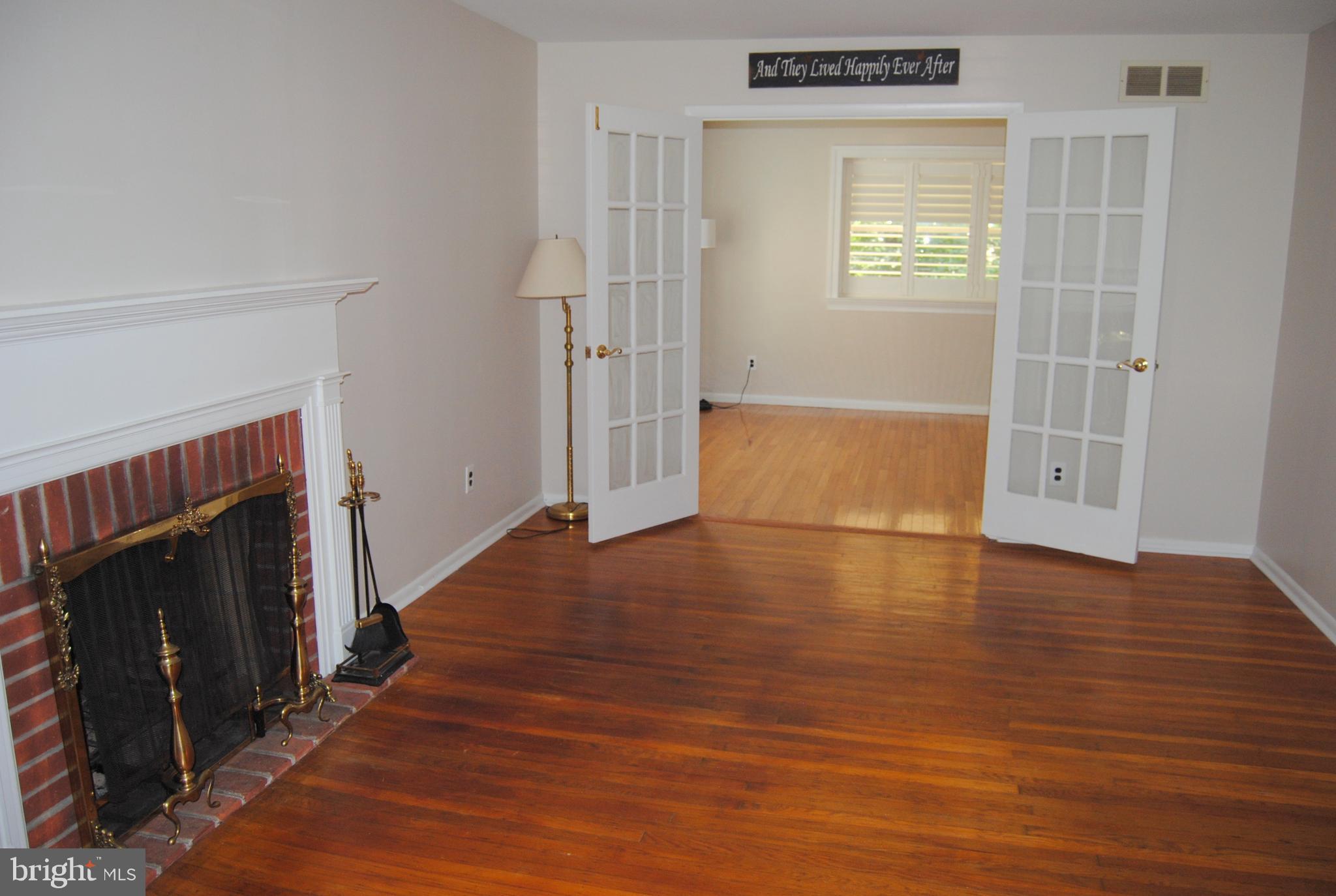 WOODLYN WEST - Residential