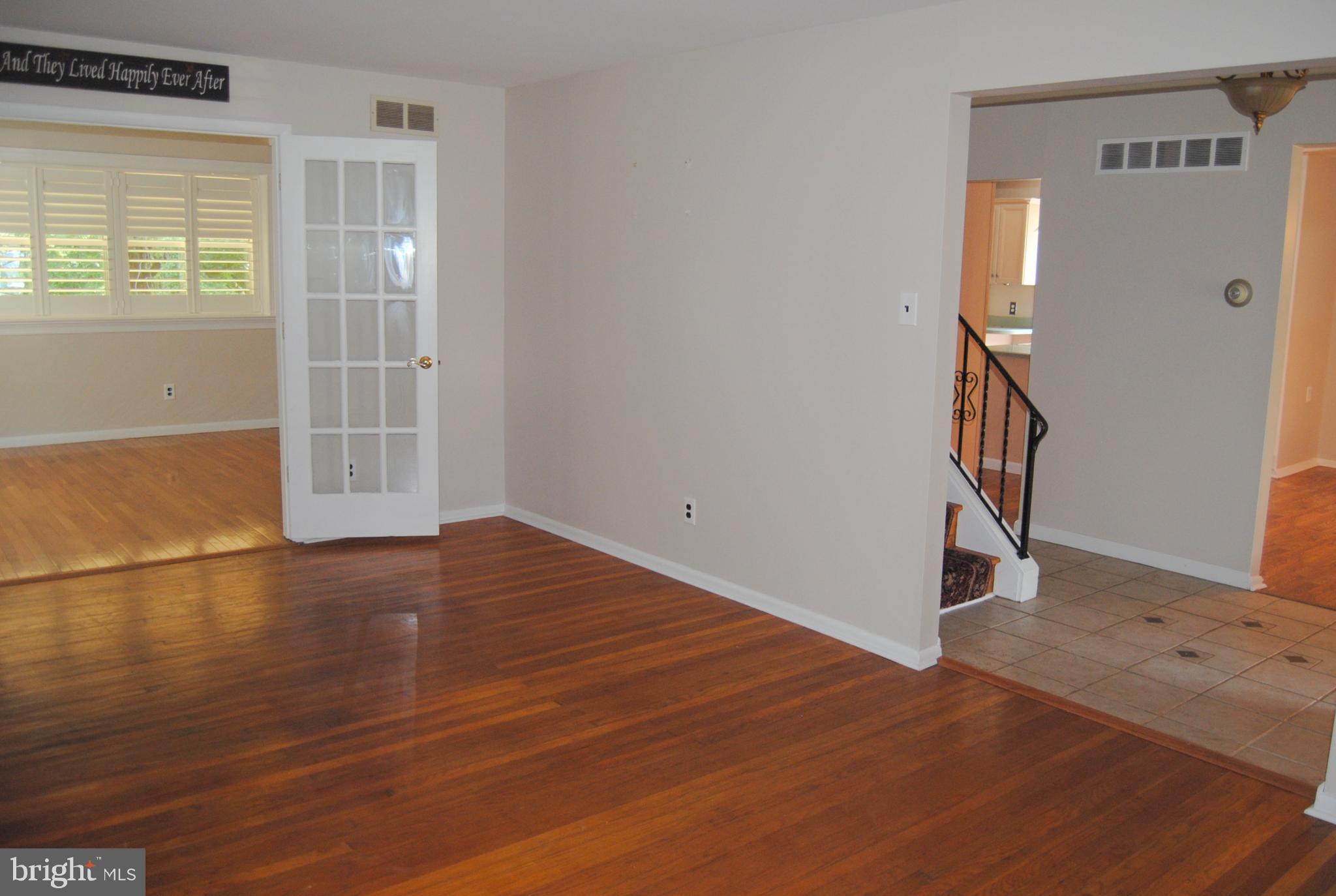 WOODLYN WEST - Residential