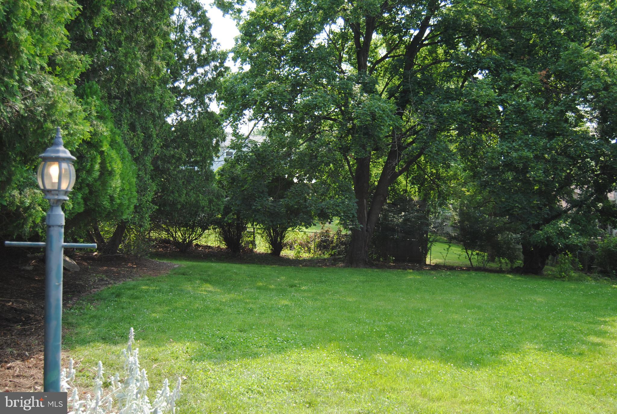 WOODLYN WEST - Residential