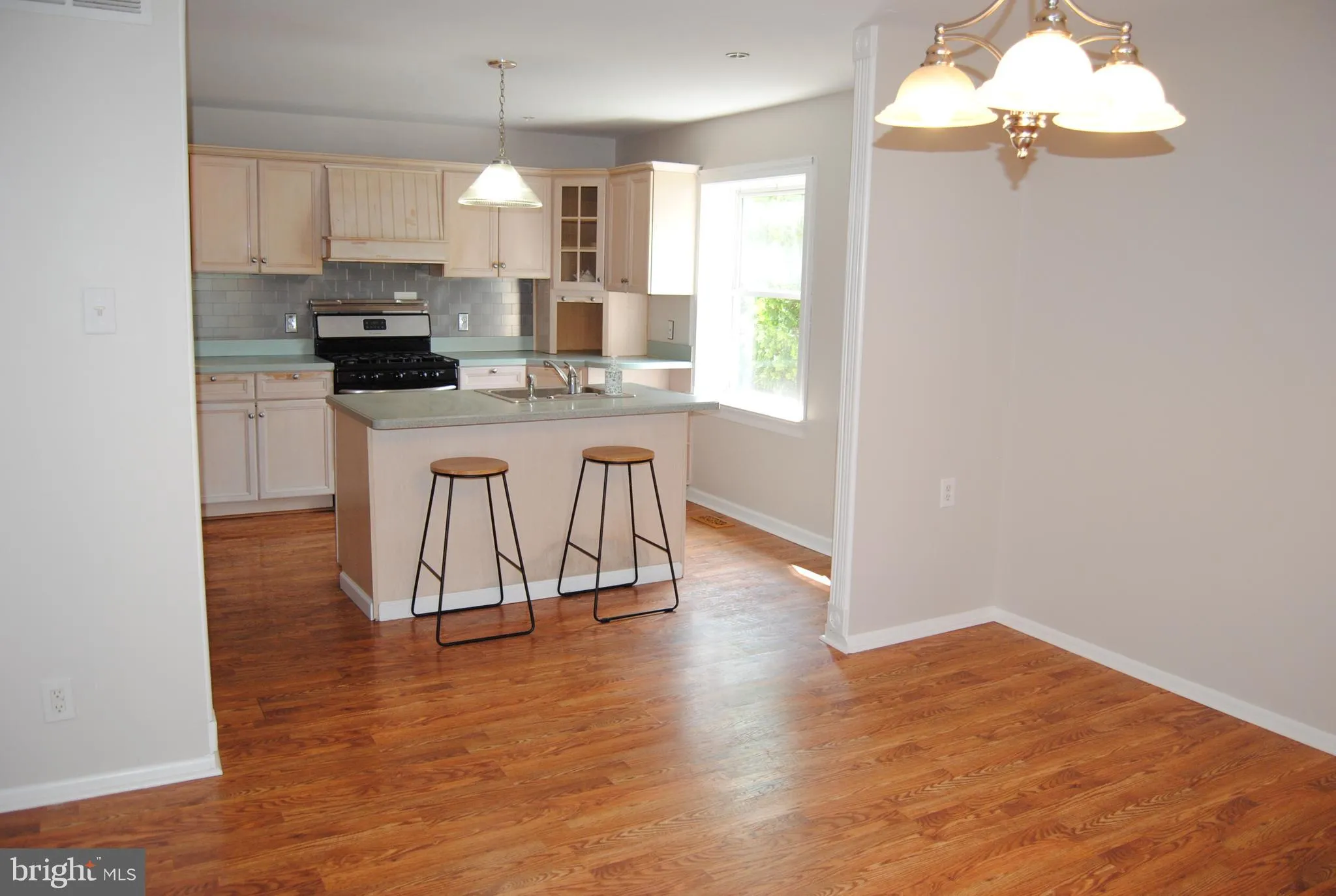 Langhorne, Pennsylvania 19053, United States, 4 Bedrooms Bedrooms, ,3 BathroomsBathrooms,Residential,Active,151665