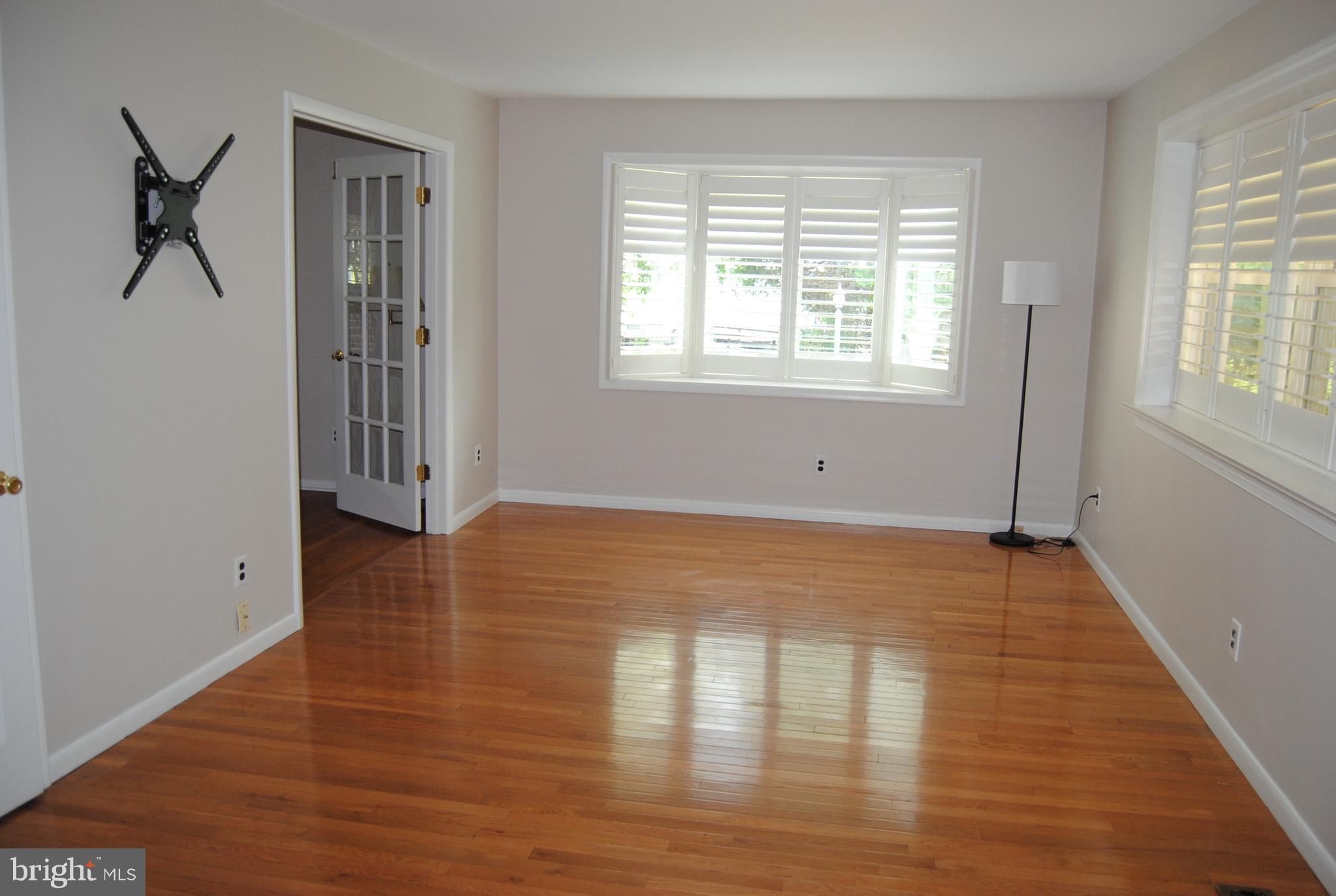 WOODLYN WEST - Residential