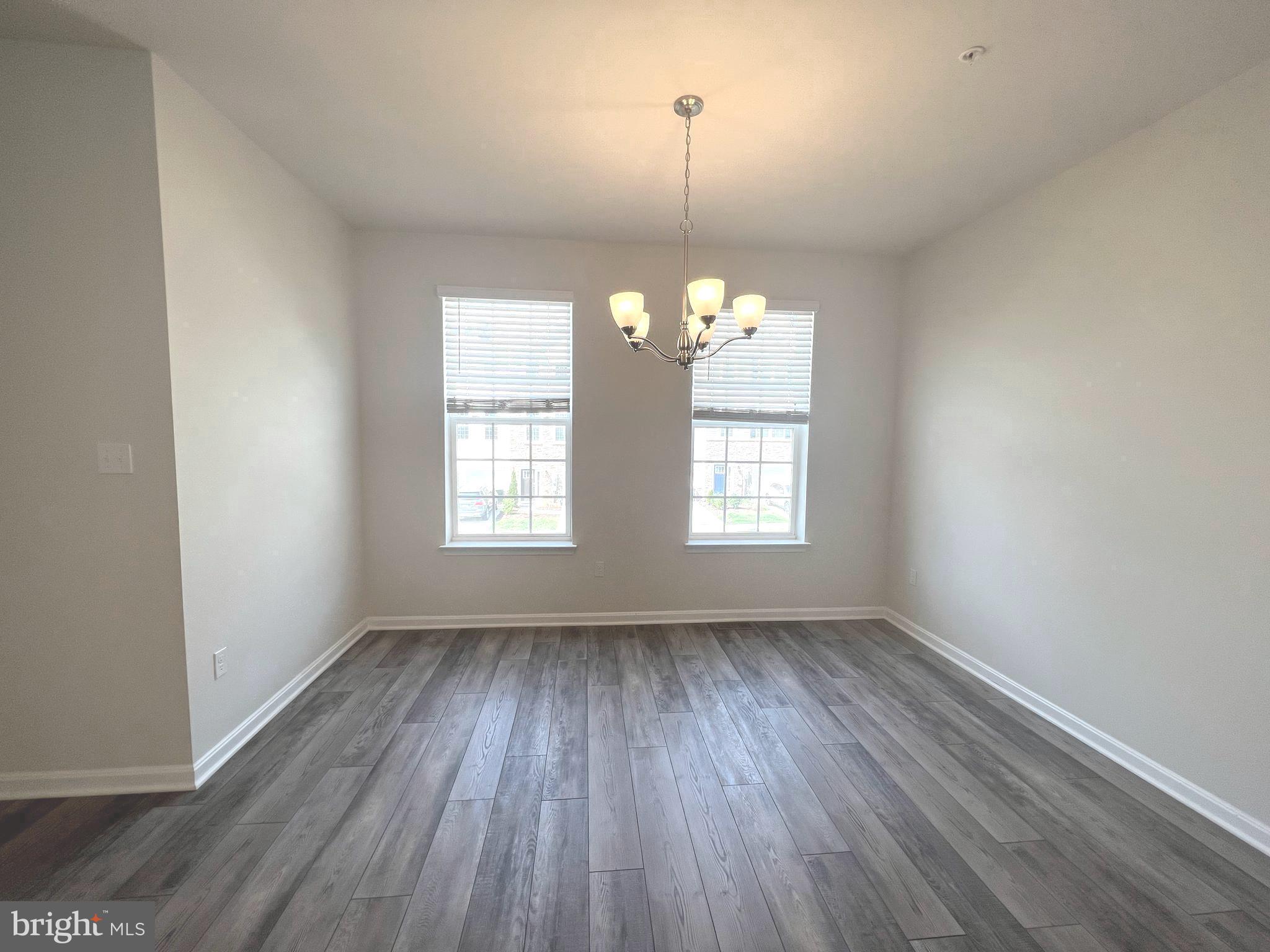 SEVEN OAKS - Residential Lease