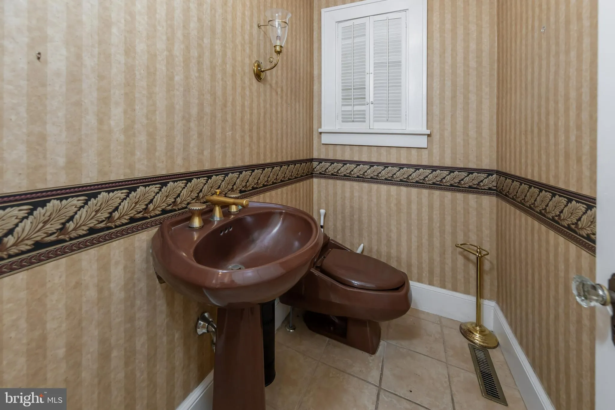 Bridgeton, New Jersey 08302, United States, 4 Bedrooms Bedrooms, ,3 BathroomsBathrooms,Residential,Contingent,53363