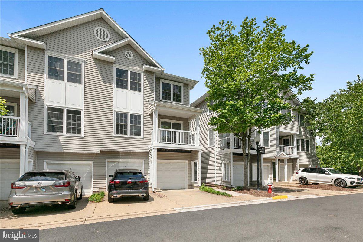 GATES OF FAIR LAKES - Residential