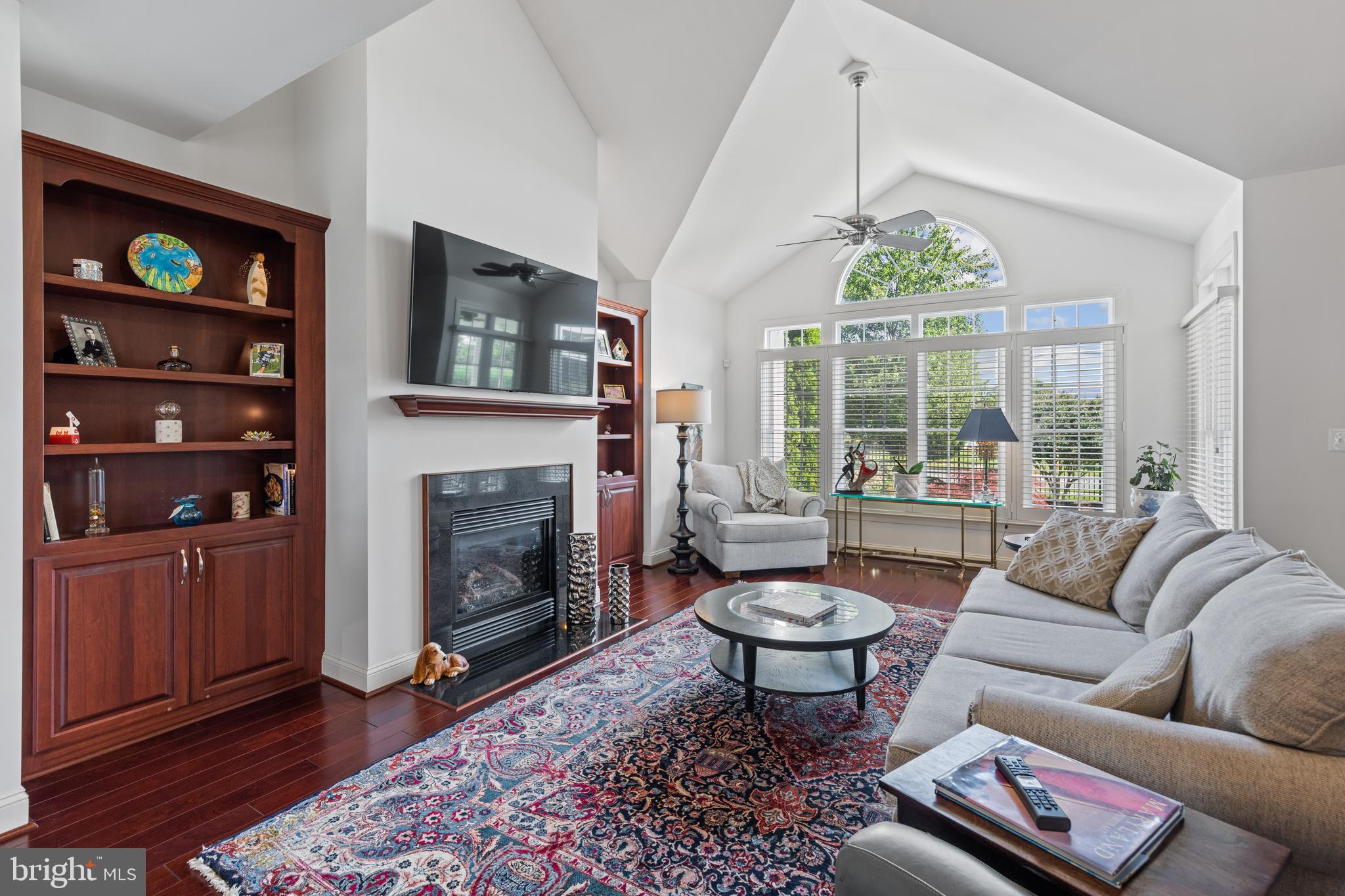 SUMMERS GATE - Residential