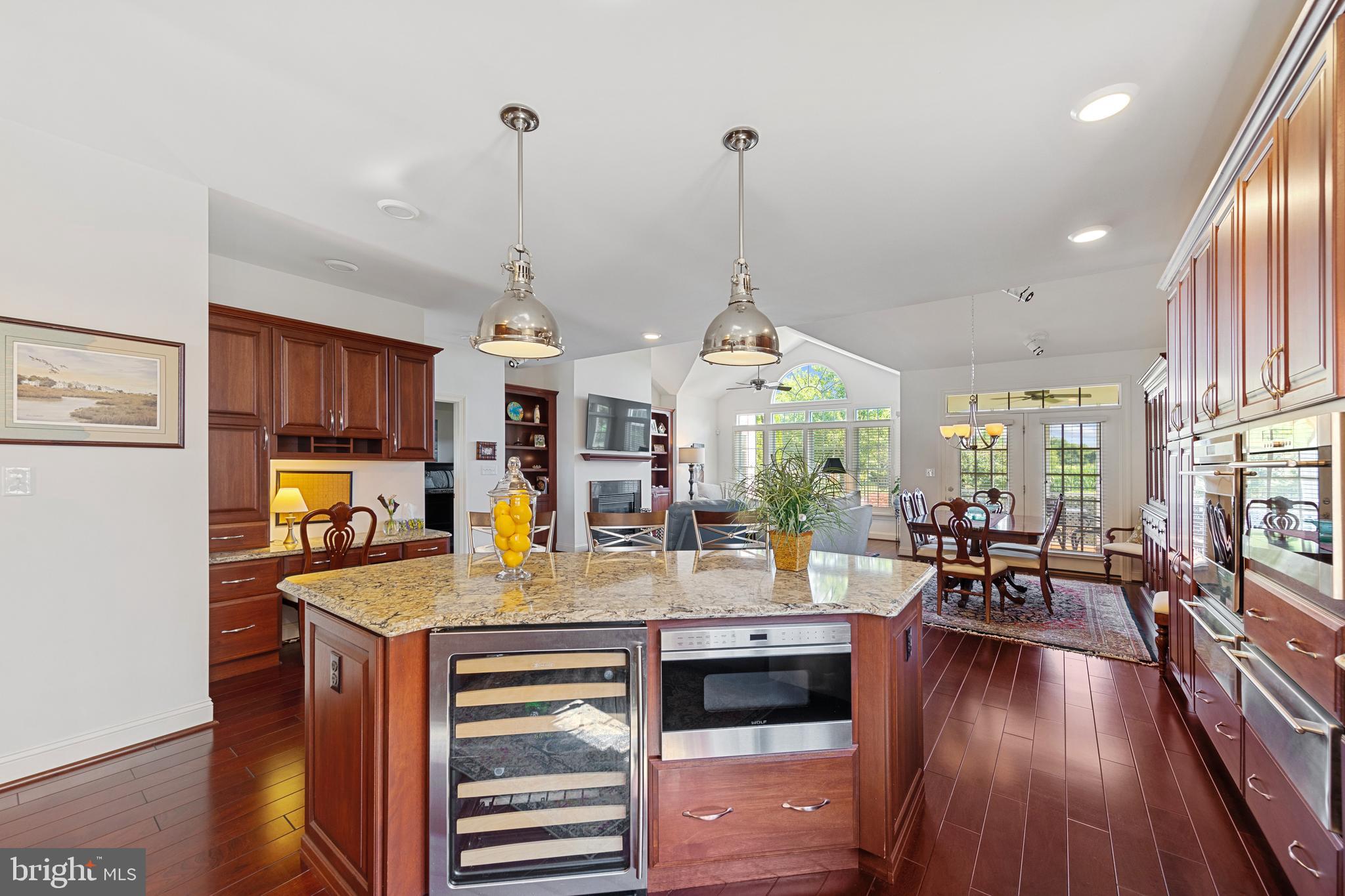 SUMMERS GATE - Residential