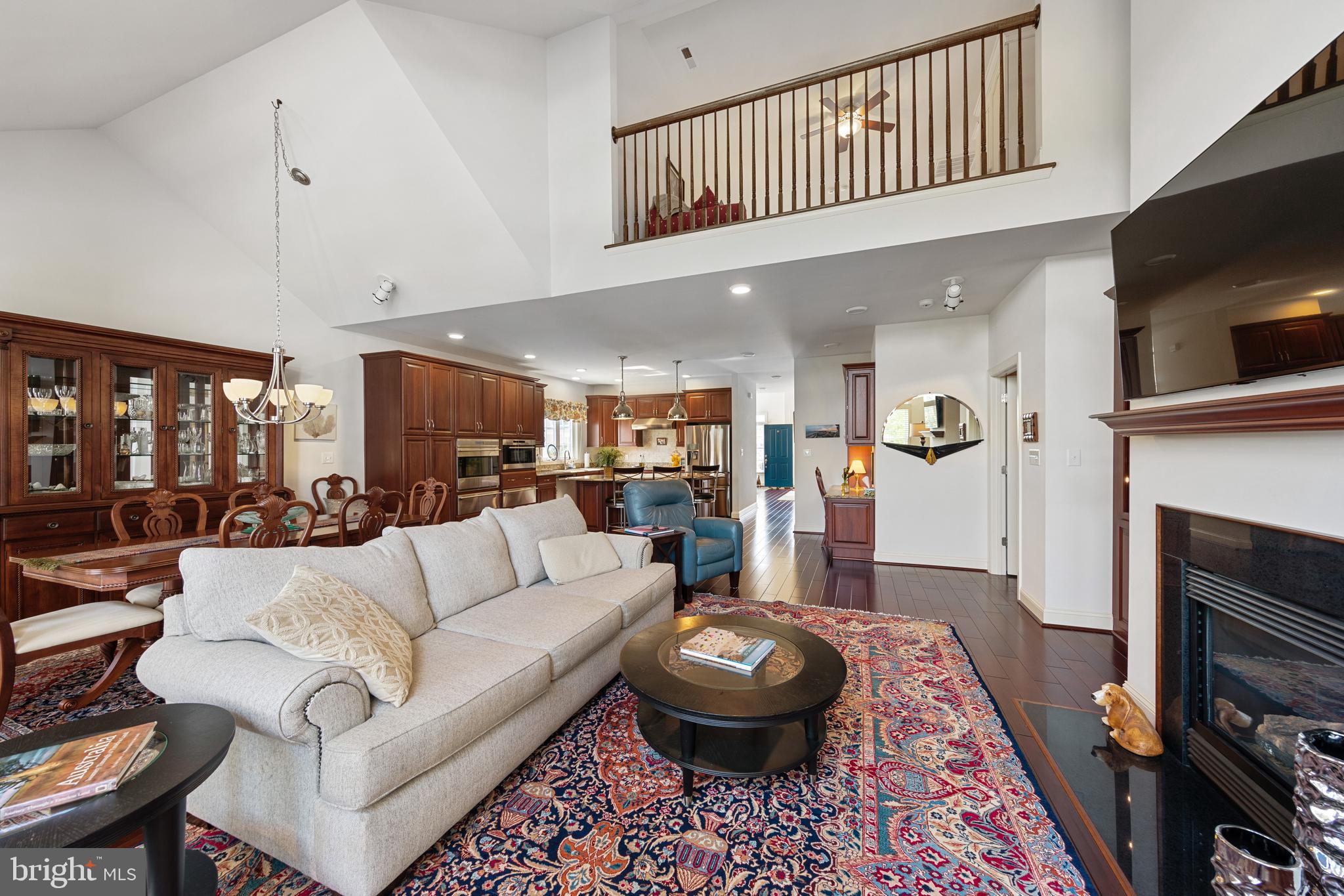 SUMMERS GATE - Residential