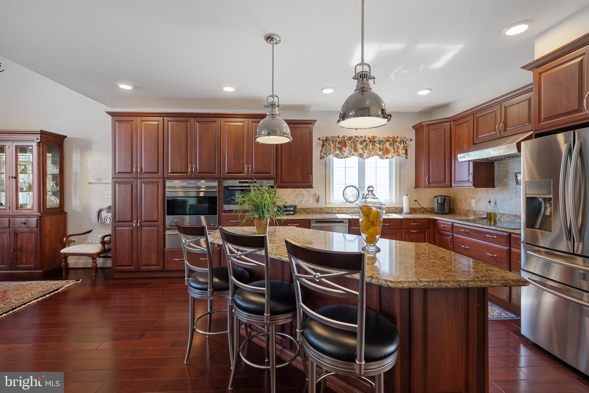 SUMMERS GATE - Residential