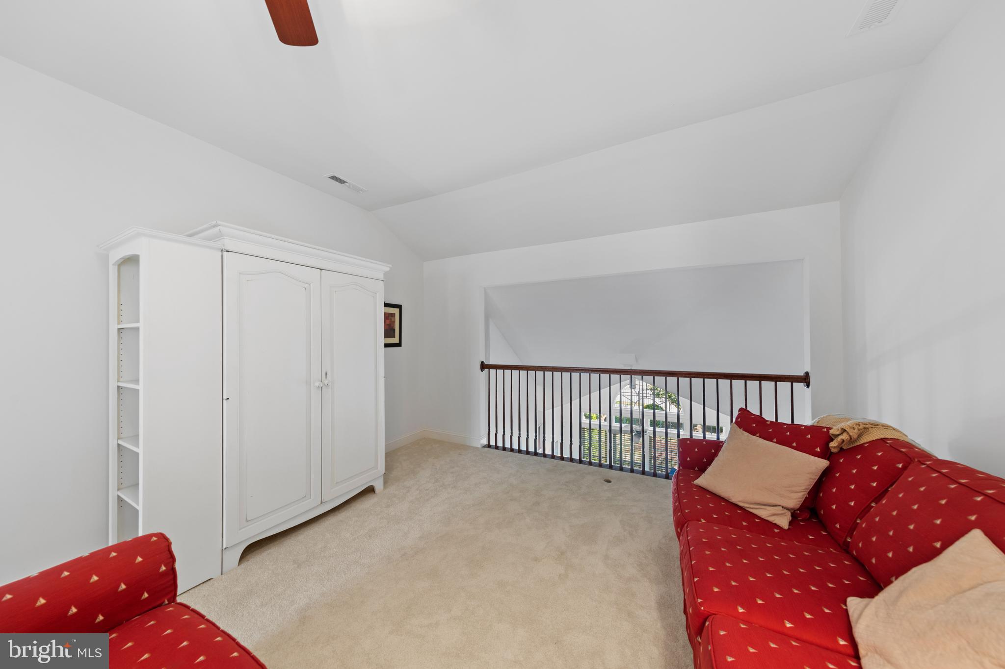 SUMMERS GATE - Residential