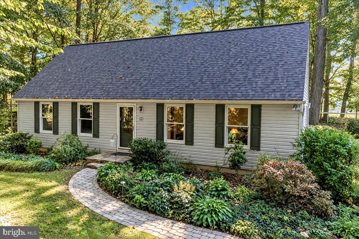 14 WOODVIEW ROAD