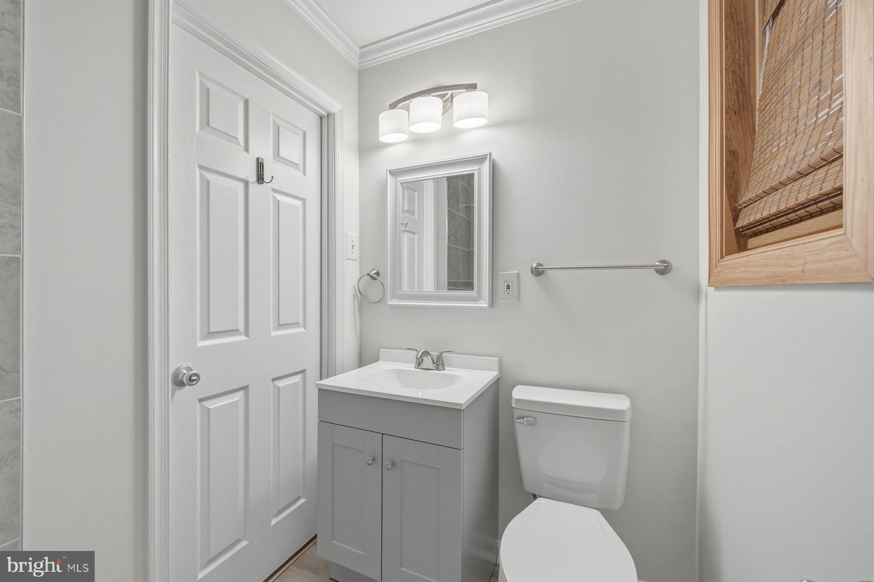 PLEASANTVILLE - Residential