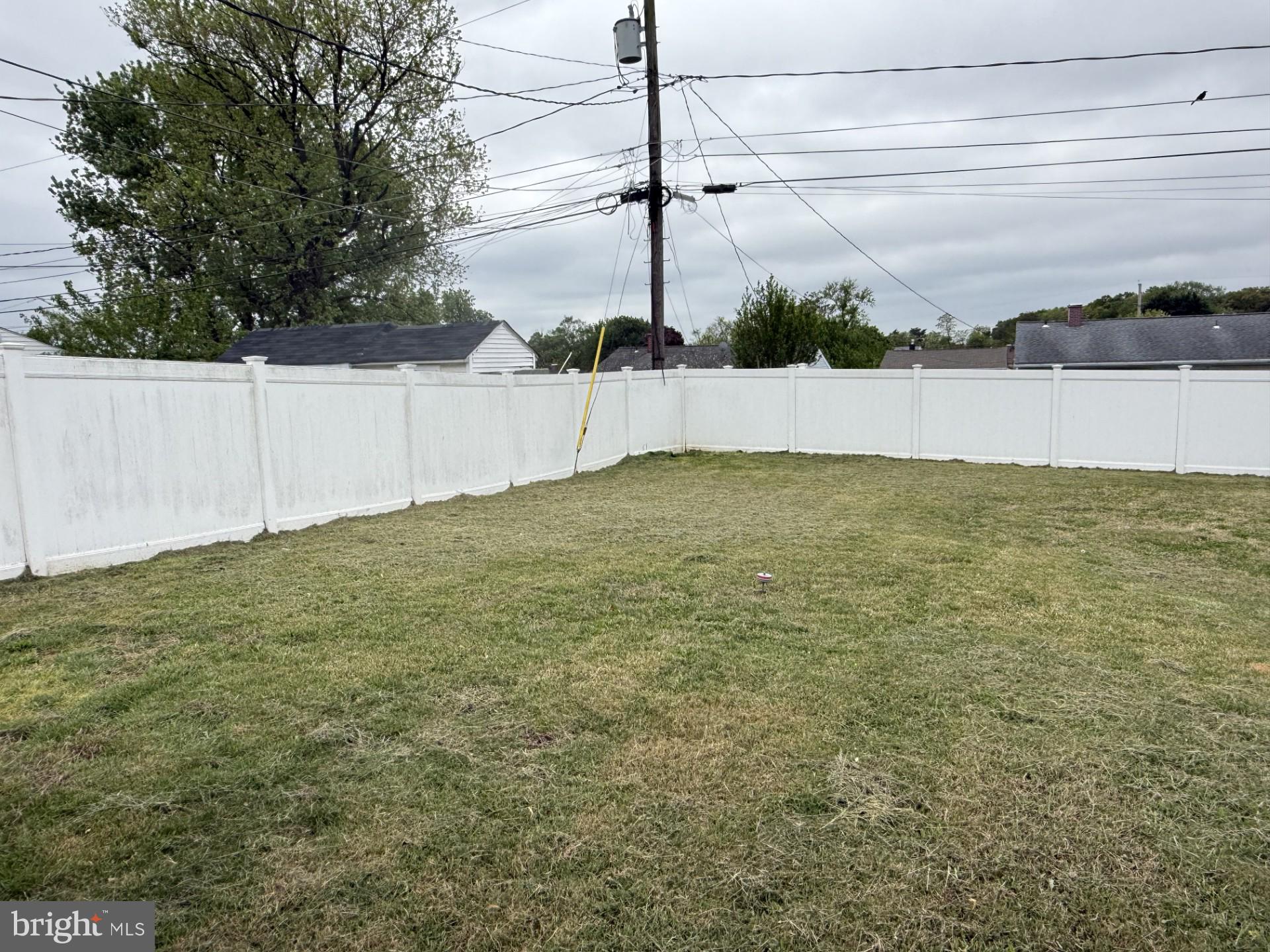 PLEASANTVILLE - Residential
