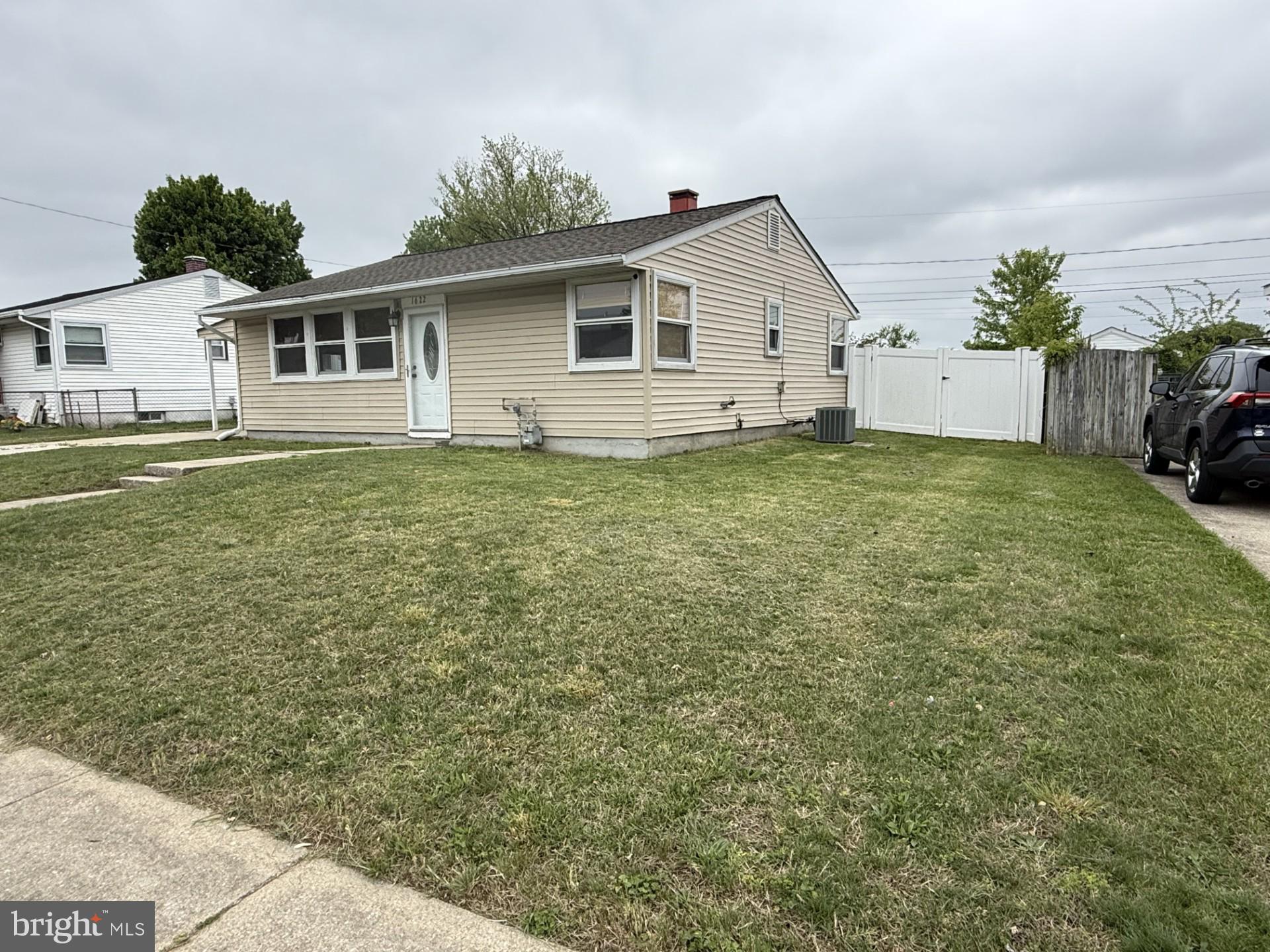 PLEASANTVILLE - Residential