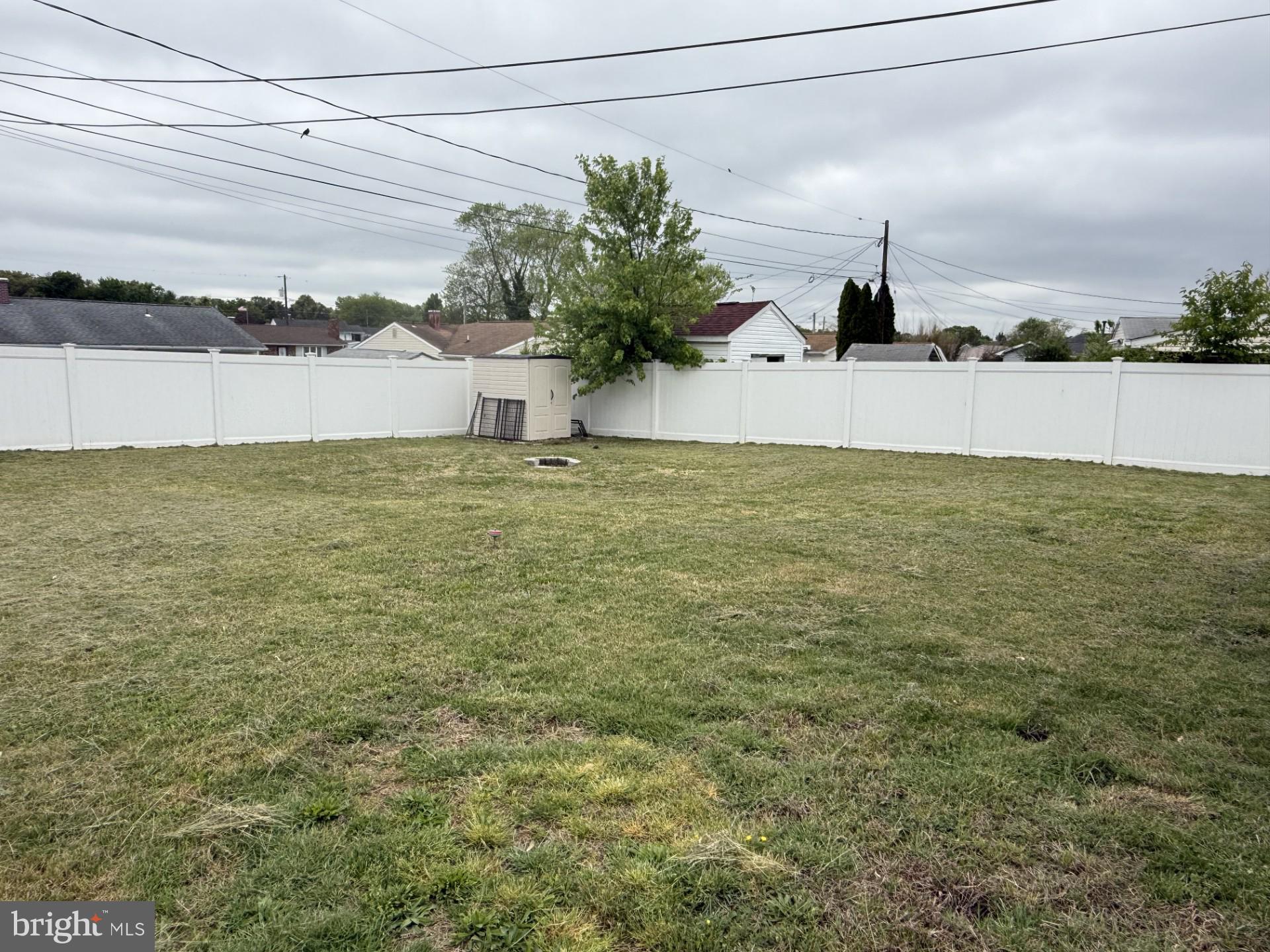 PLEASANTVILLE - Residential