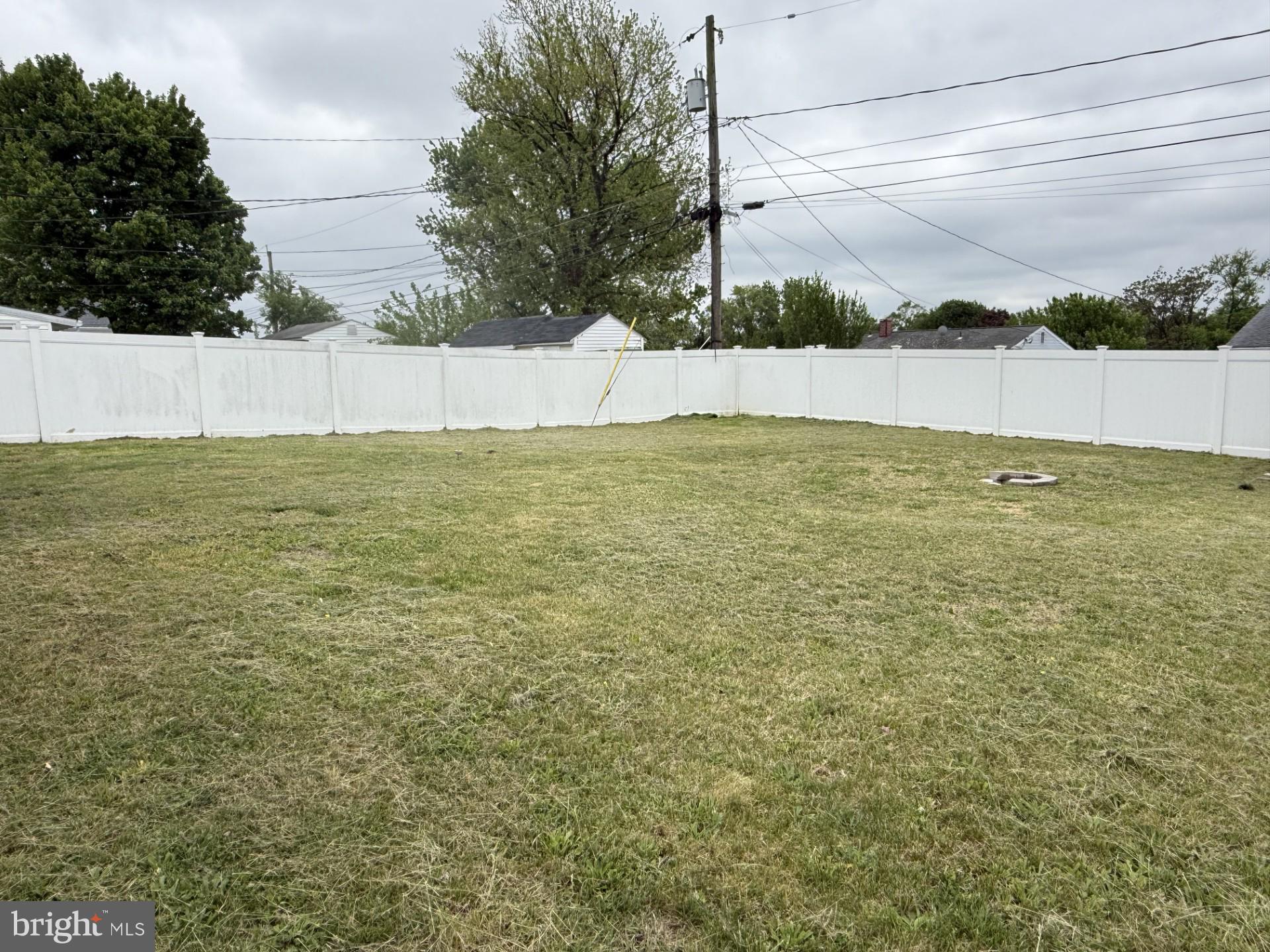 PLEASANTVILLE - Residential