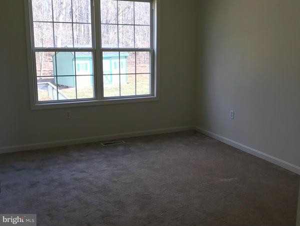 CROWN POINTE NORTH - Residential