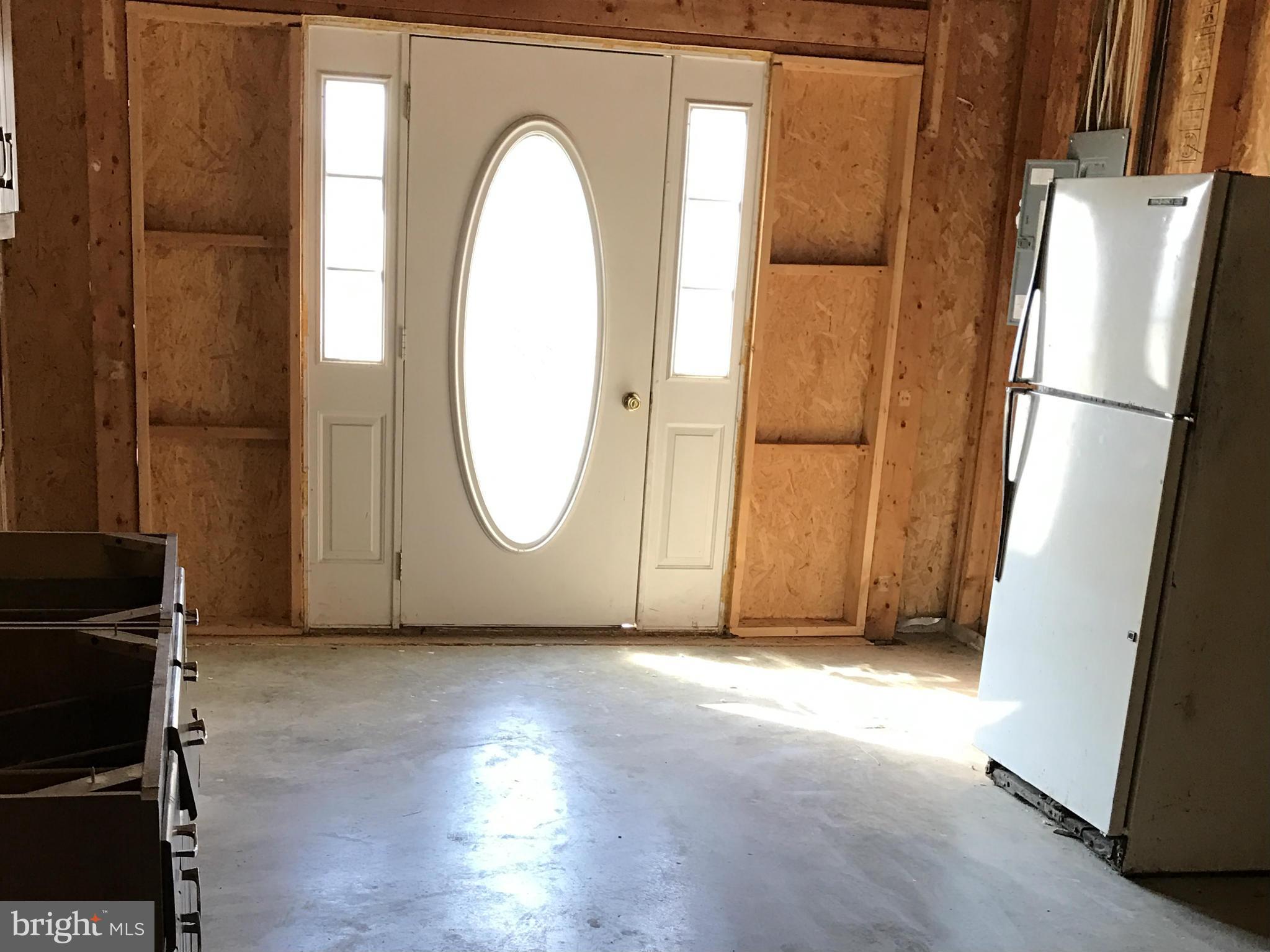 CROWN POINTE NORTH - Residential