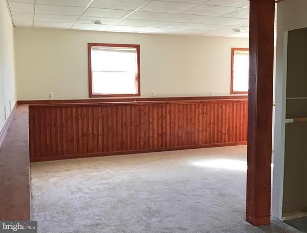 CROWN POINTE NORTH - Residential