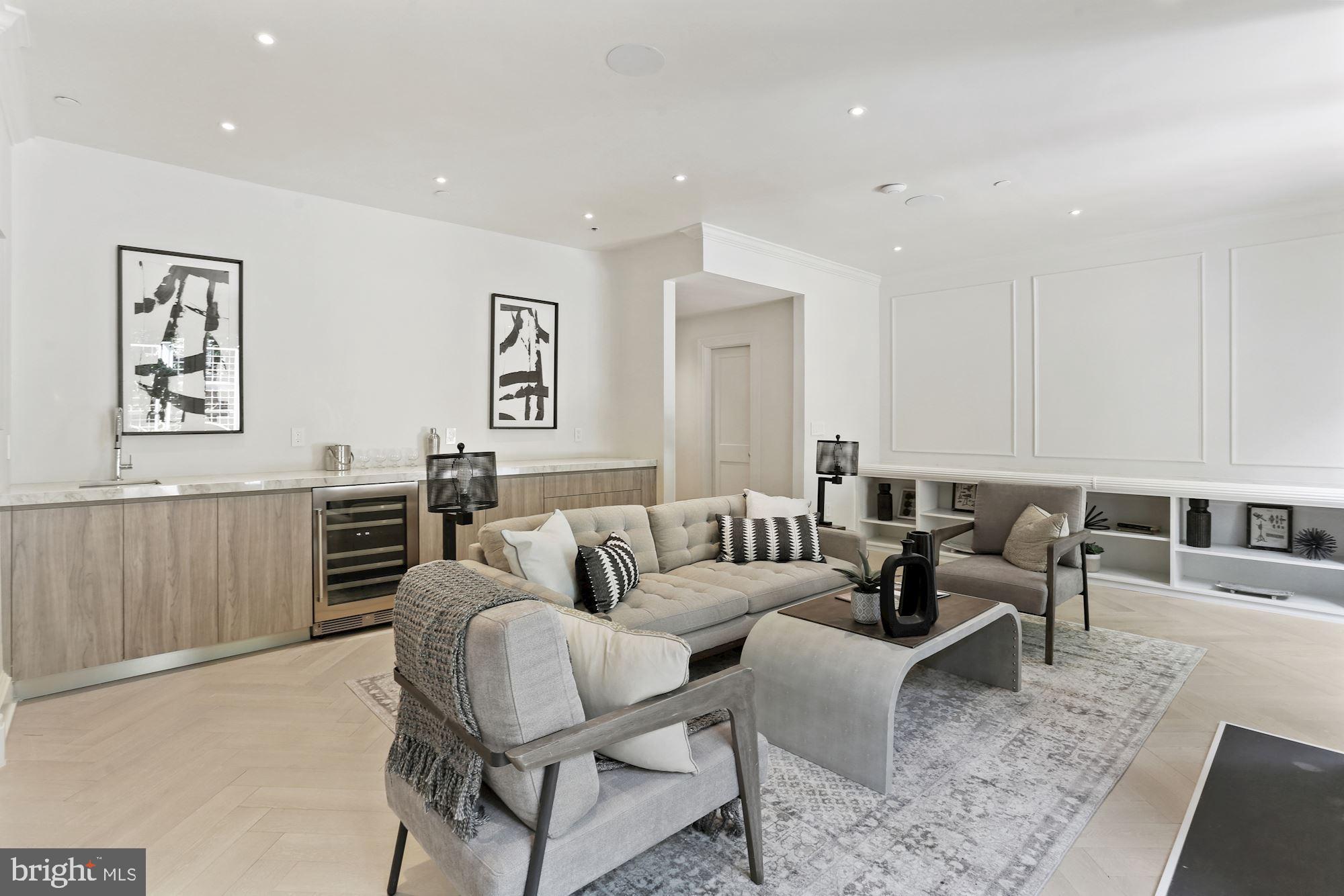 GEORGETOWN - Residential